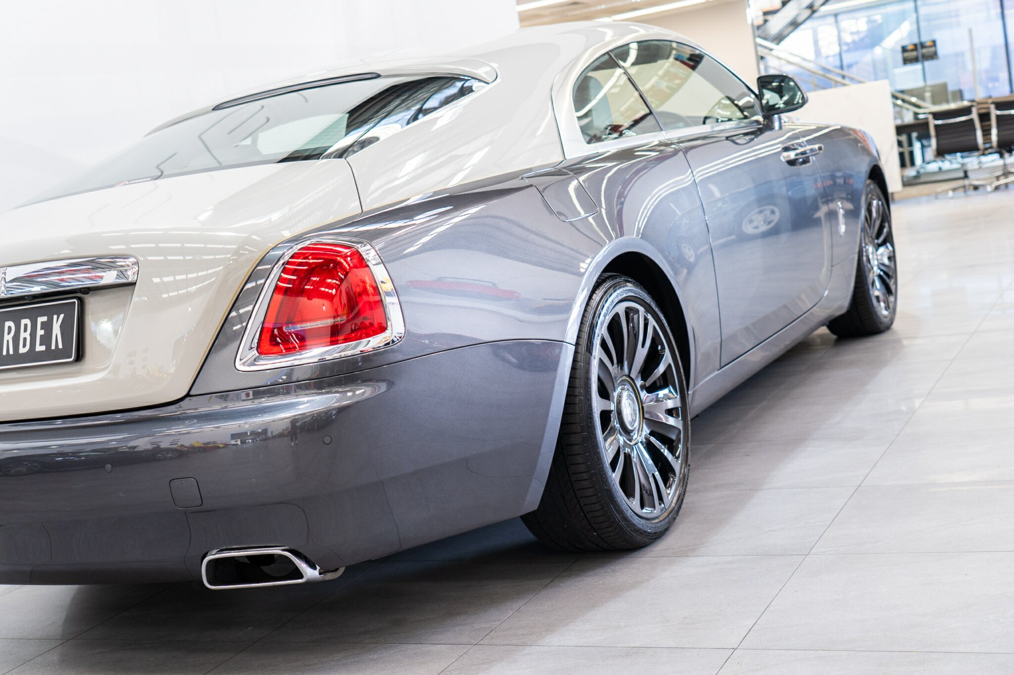 2019 ROLLS-ROYCE WRAITH 665C MY19 EAGLE VIII 8 SP AUTOMATIC SEDAN