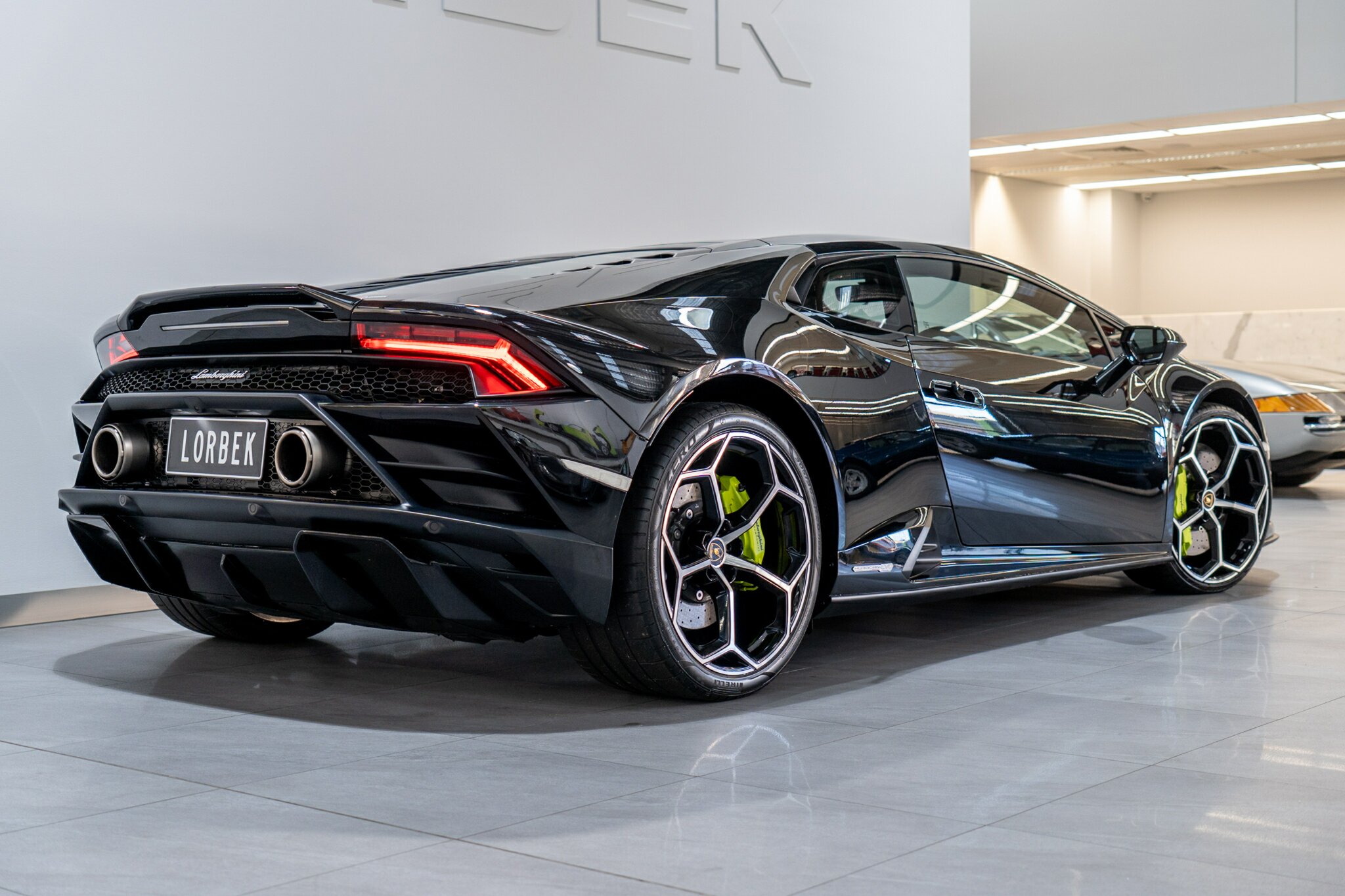 2021 LAMBORGHINI HURACAN 724 MY21 EVO RWD 7 SP AUTO DUAL CLUTCH SEDAN