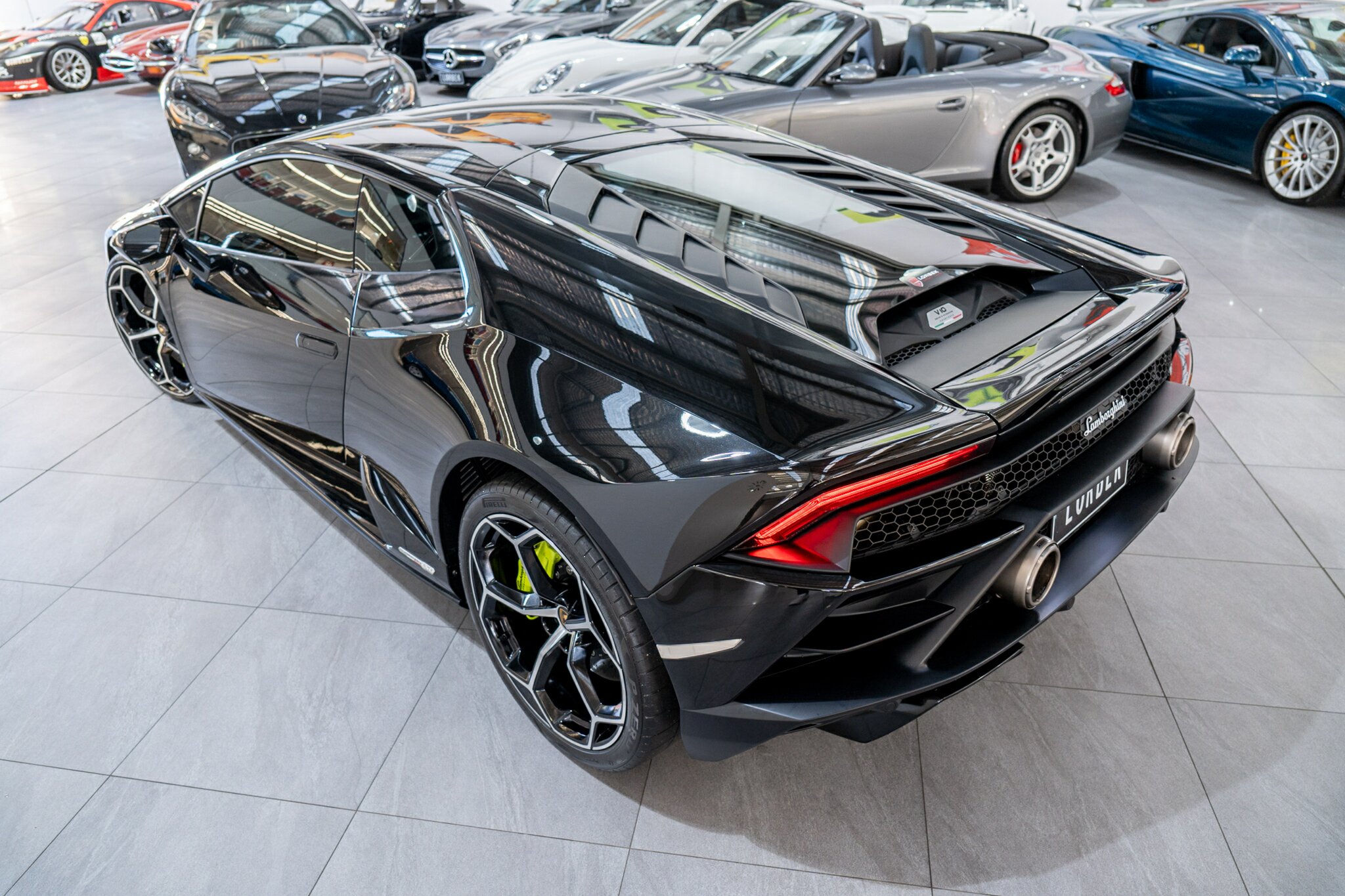 2021 LAMBORGHINI HURACAN 724 MY21 EVO RWD 7 SP AUTO DUAL CLUTCH SEDAN