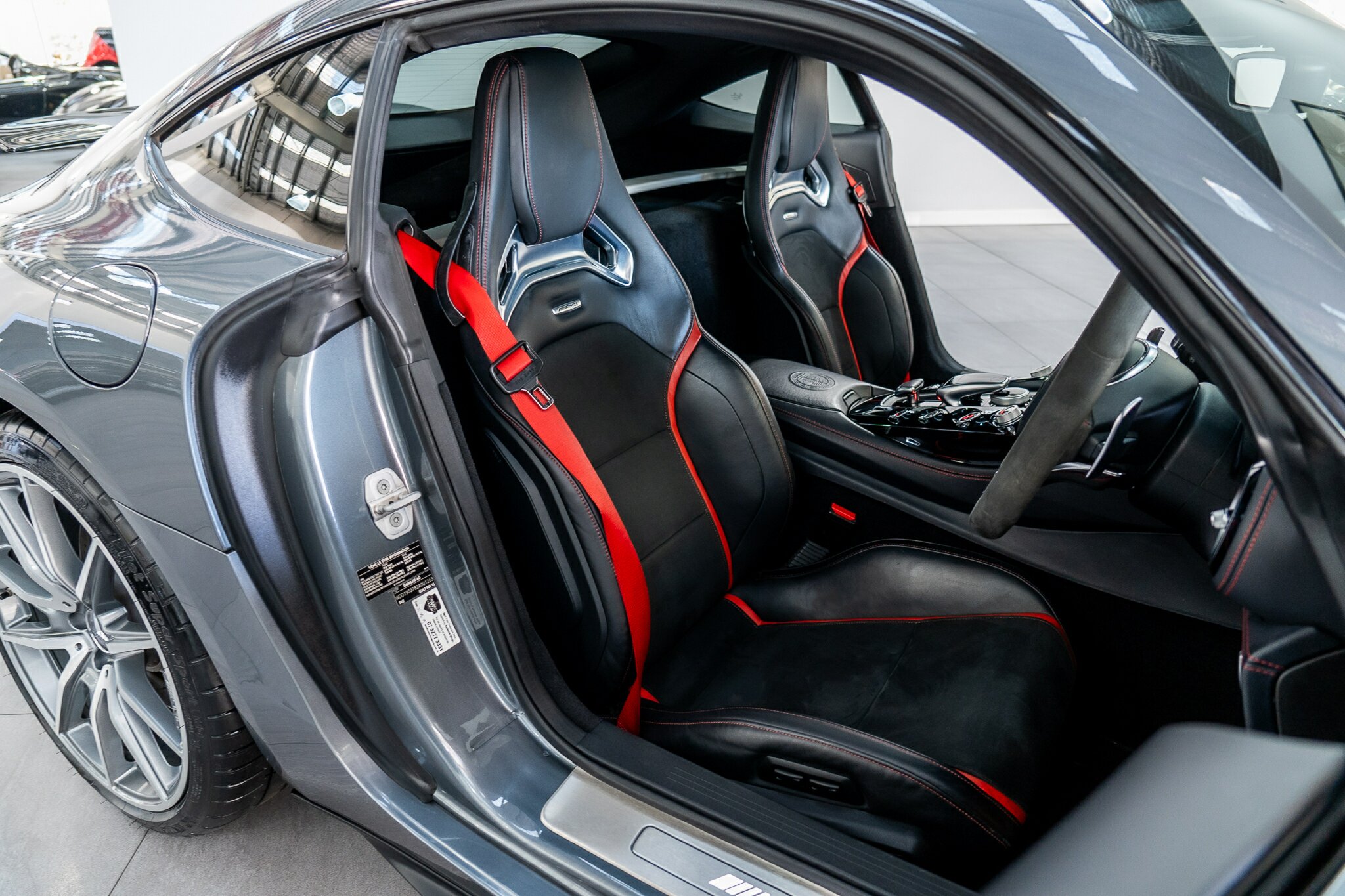 2015 MERCEDES-AMG GT 190 S EDITION 1 7 SP AUTO DUAL CLUTCH SEDAN