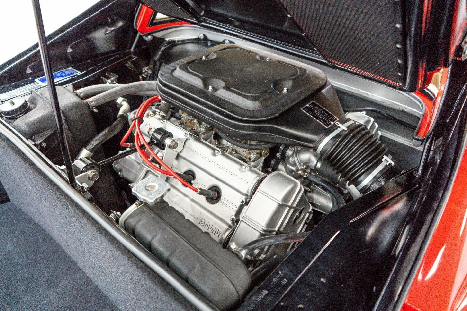 1977 FERRARI 308 GTB 5 SP MANUAL 2D COUPE
