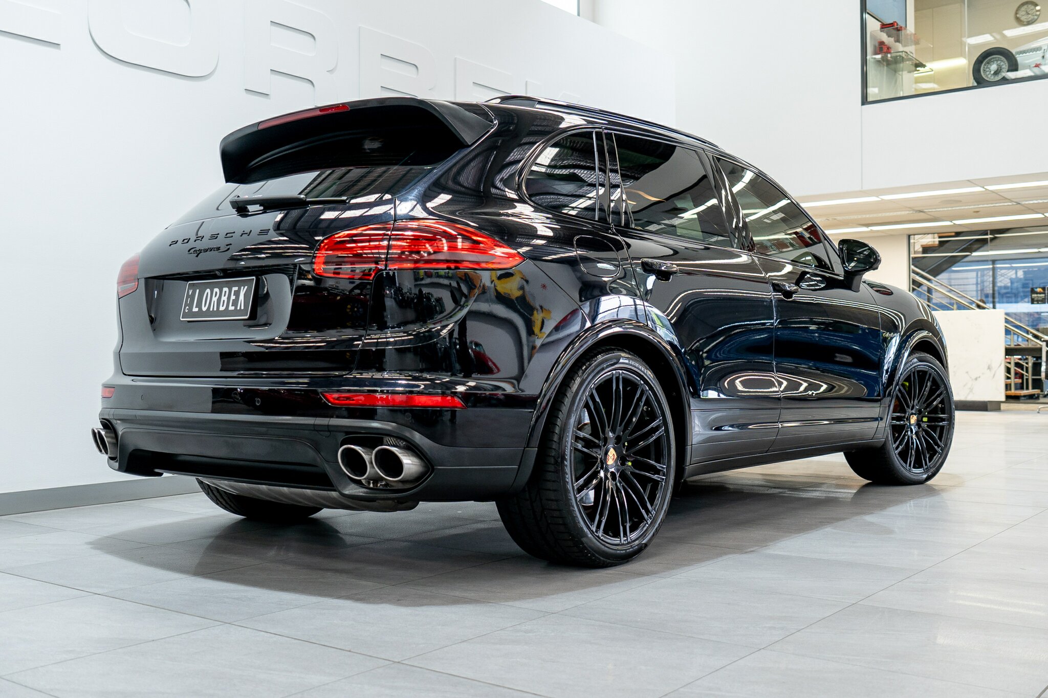 2016 PORSCHE CAYENNE SERIES 2 MY17 S E-HYBRID 8 SP AUTOMATIC TIPTRONIC 4D WAGON