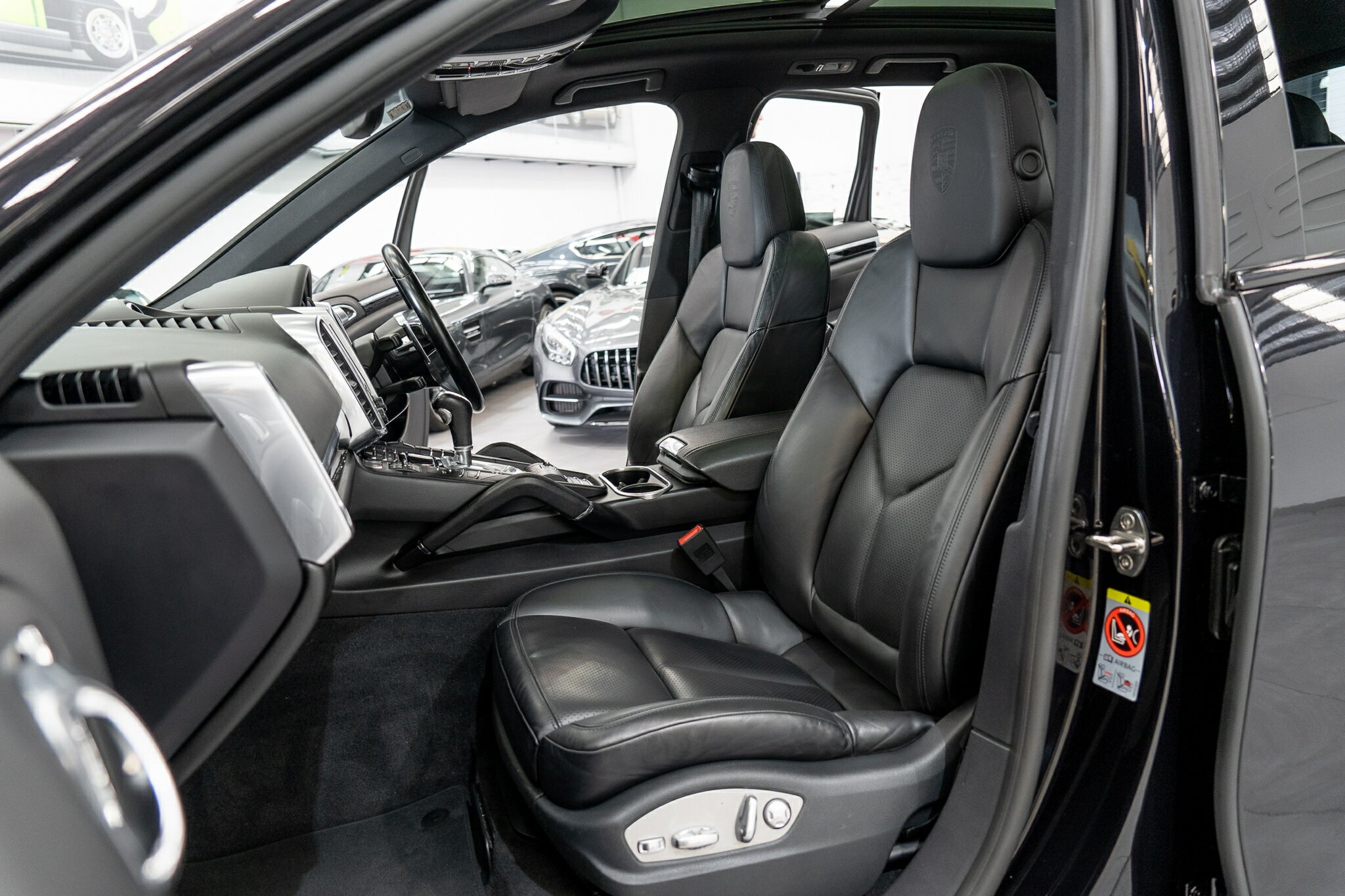 2016 PORSCHE CAYENNE SERIES 2 MY17 S E-HYBRID 8 SP AUTOMATIC TIPTRONIC 4D WAGON