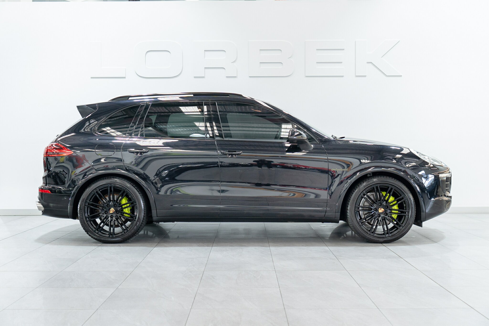 2016 PORSCHE CAYENNE SERIES 2 MY17 S E-HYBRID 8 SP AUTOMATIC TIPTRONIC 4D WAGON