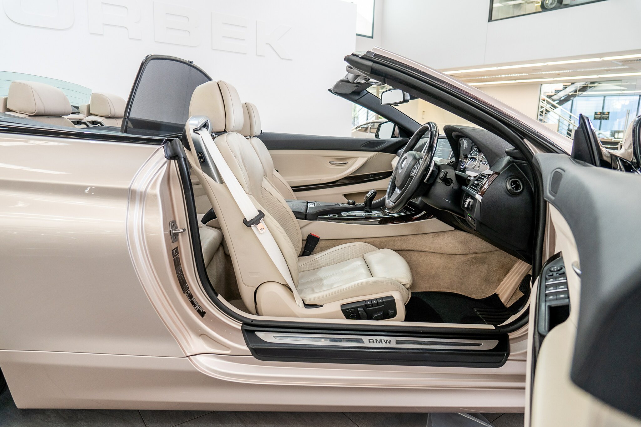 2011 BMW 6 F12 50I 8 SP AUTOMATIC 2D CONVERTIBLE