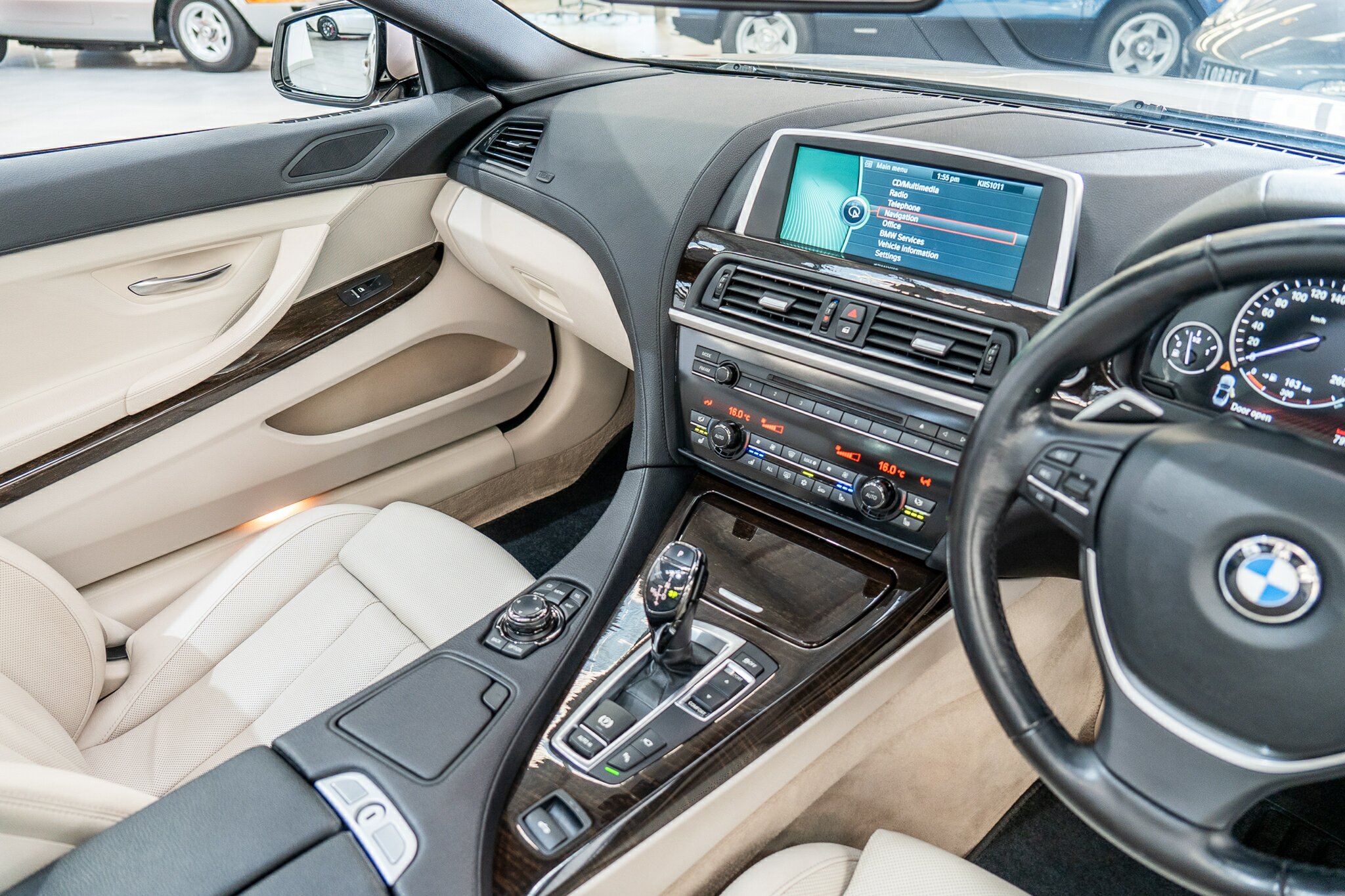 2011 BMW 6 F12 50I 8 SP AUTOMATIC 2D CONVERTIBLE