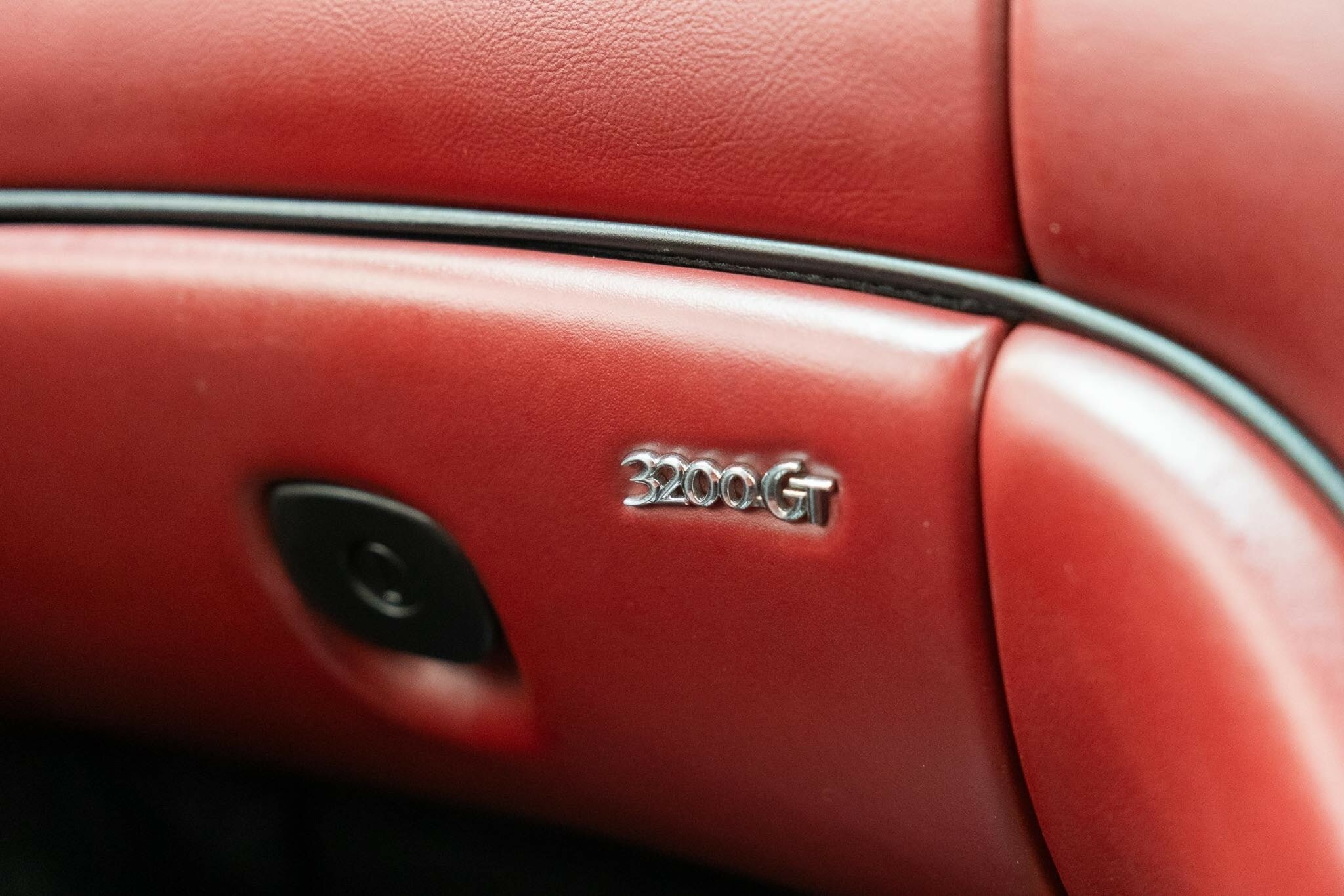 2000 MASERATI 3200 GT 6 SP MANUAL 2D COUPE