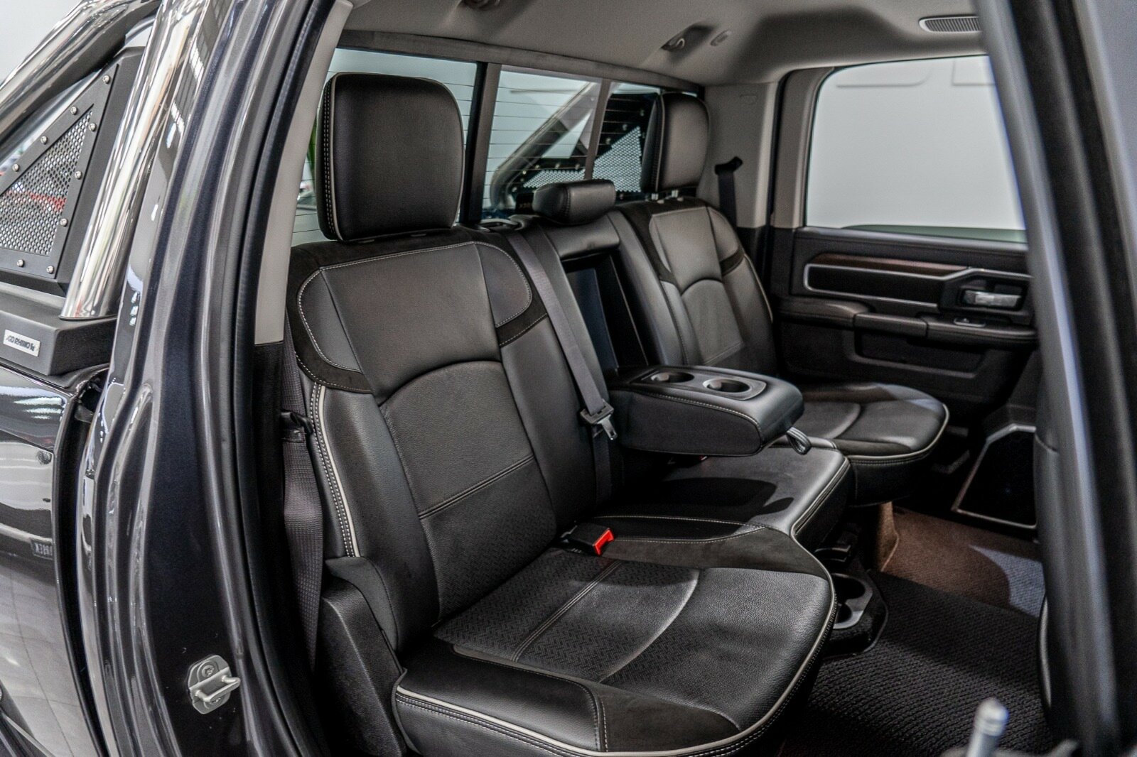2023 RAM 2500 DJII LARAMIE 6 SP AUTOMATIC CREW CAB UTILITY