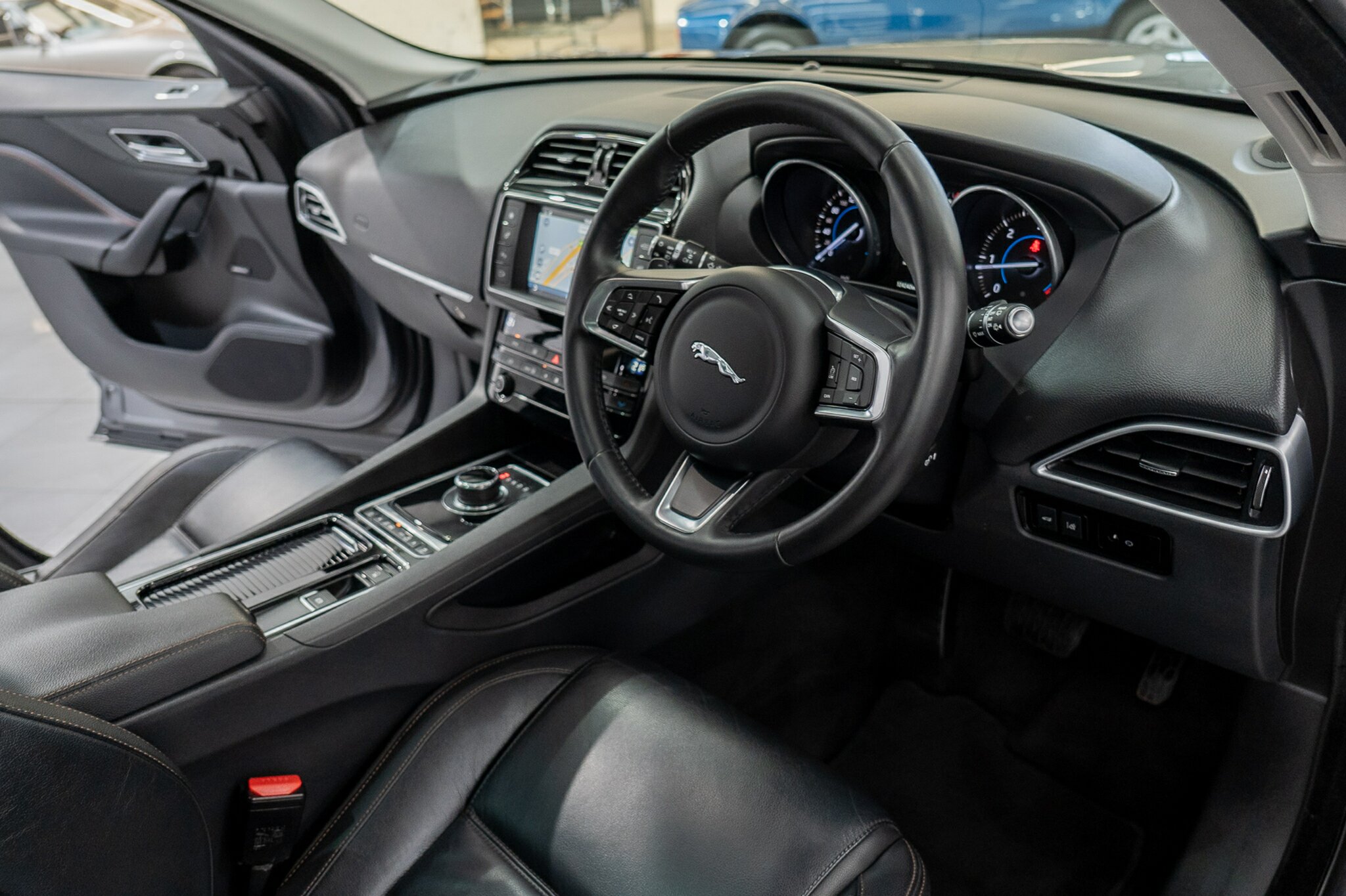 2017 JAGUAR F-PACE MY18 20d Prestige RWD 8 SP AUTOMATIC 4D WAGON