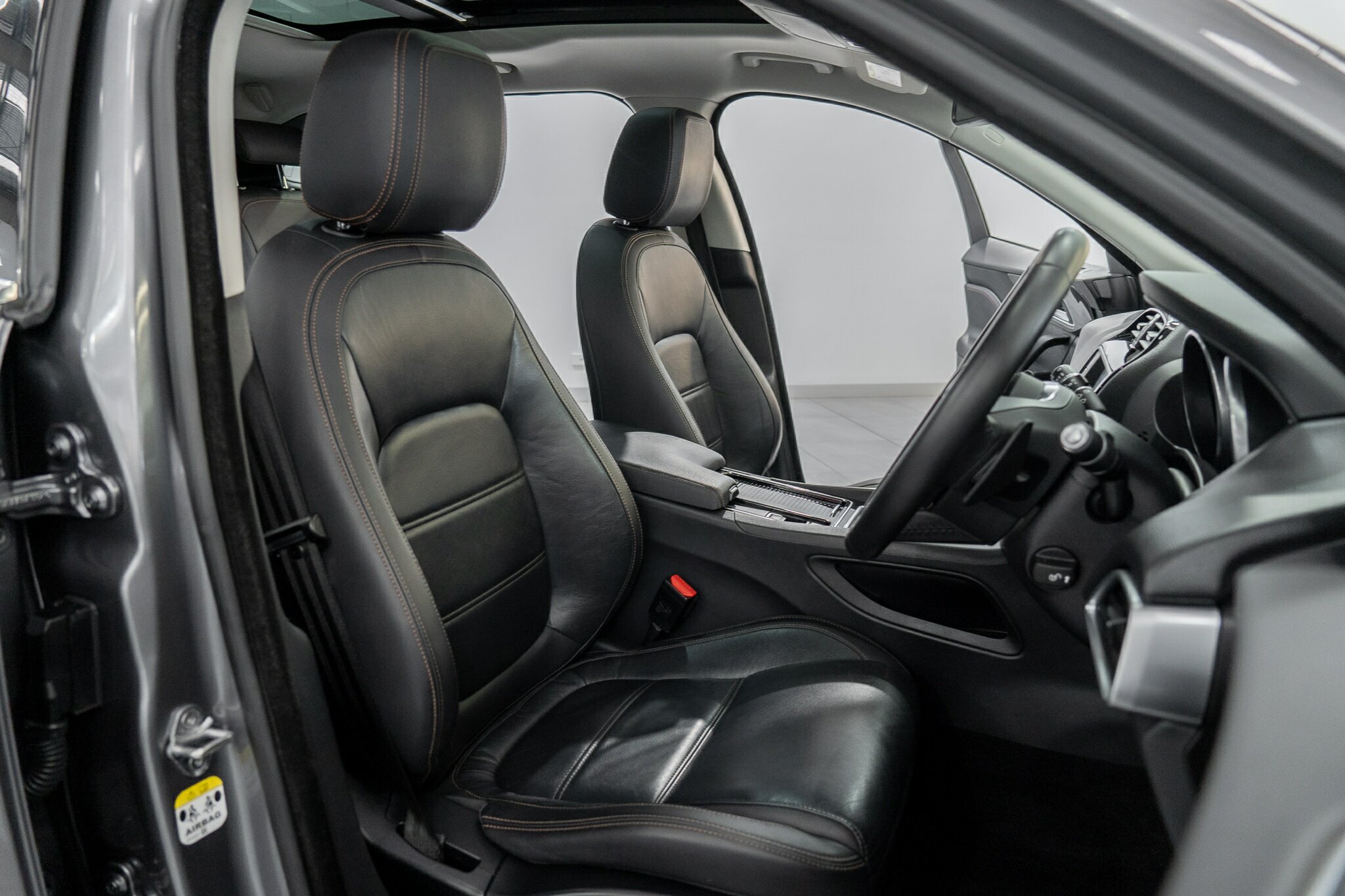 2017 JAGUAR F-PACE MY18 20d Prestige RWD 8 SP AUTOMATIC 4D WAGON