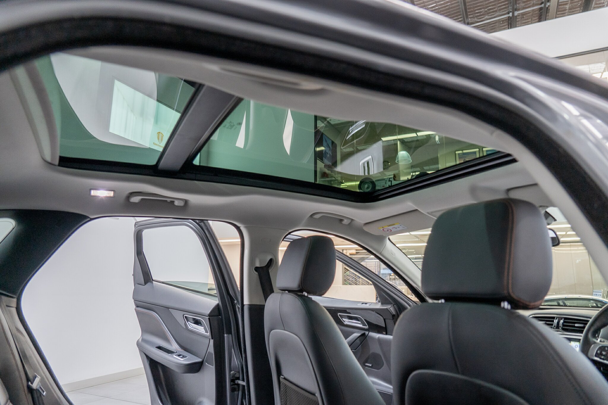 2017 JAGUAR F-PACE MY18 20d Prestige RWD 8 SP AUTOMATIC 4D WAGON