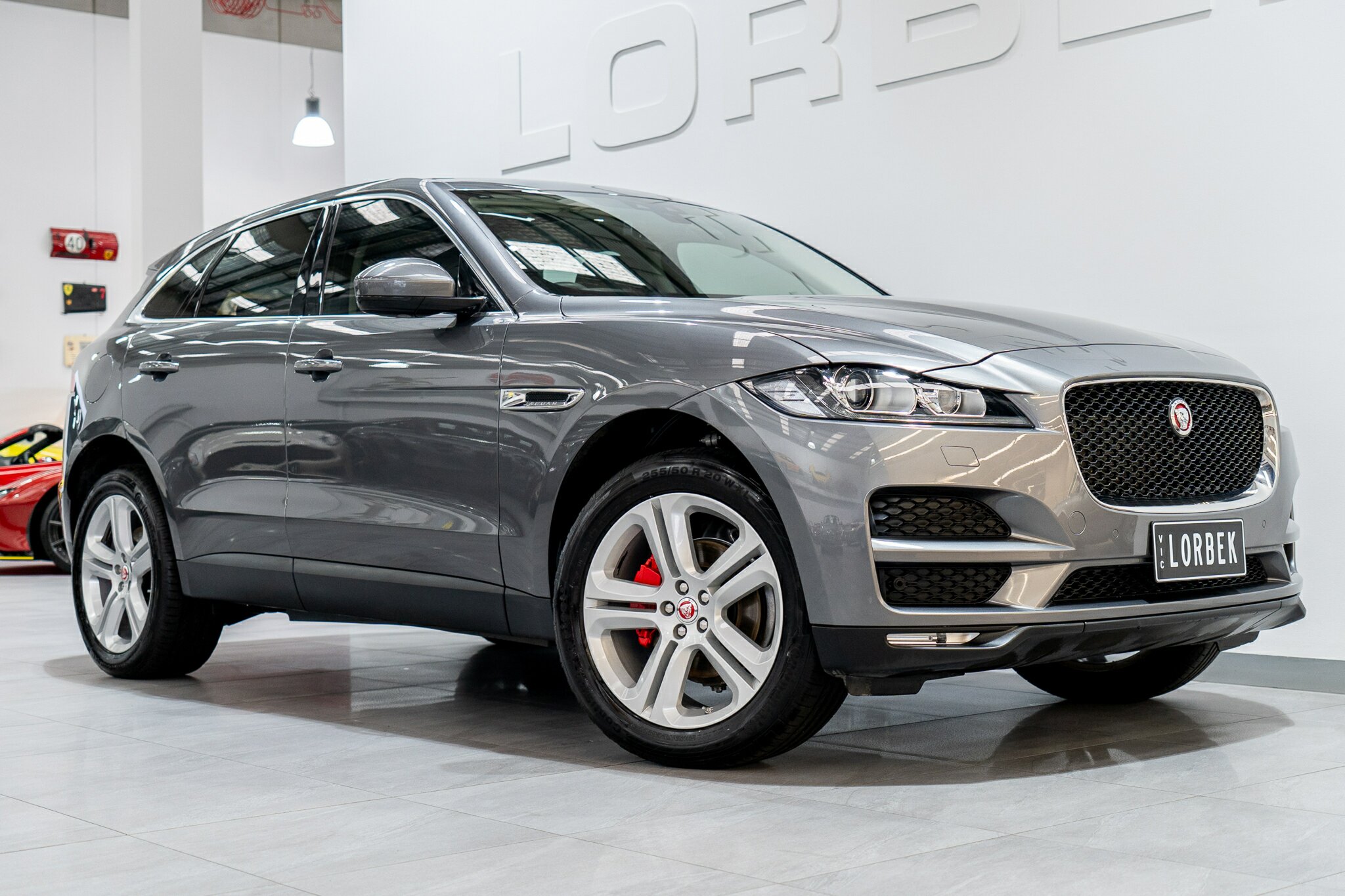 2017 JAGUAR F-PACE MY18 20d Prestige RWD 8 SP AUTOMATIC 4D WAGON