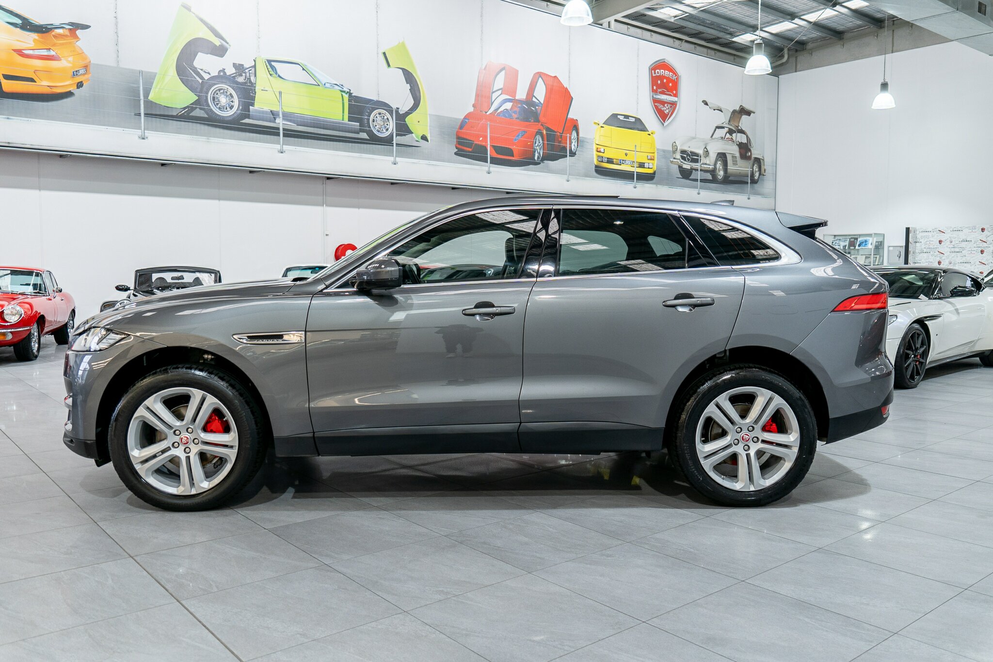 2017 JAGUAR F-PACE MY18 20d Prestige RWD 8 SP AUTOMATIC 4D WAGON