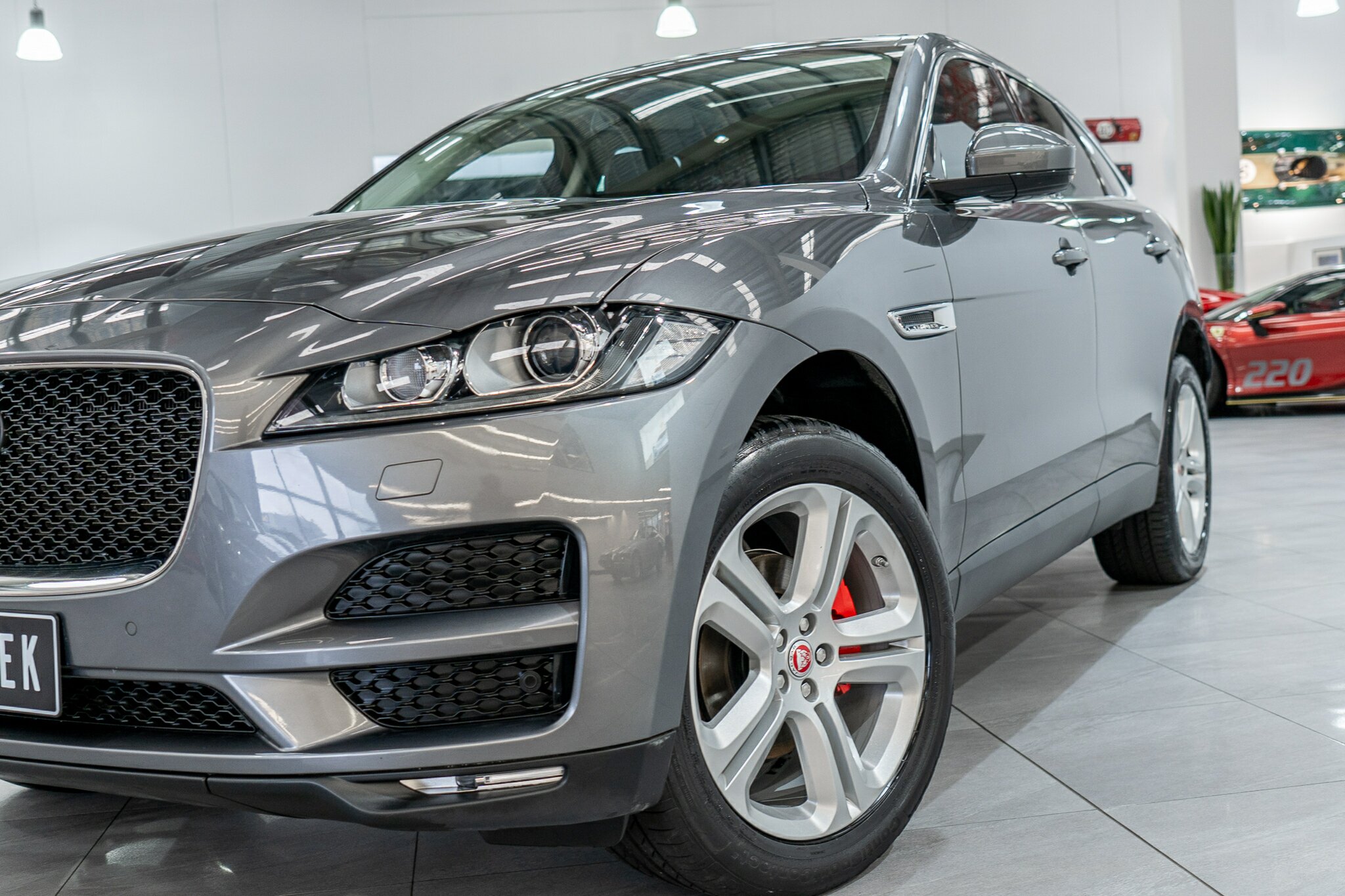 2017 JAGUAR F-PACE MY18 20d Prestige RWD 8 SP AUTOMATIC 4D WAGON