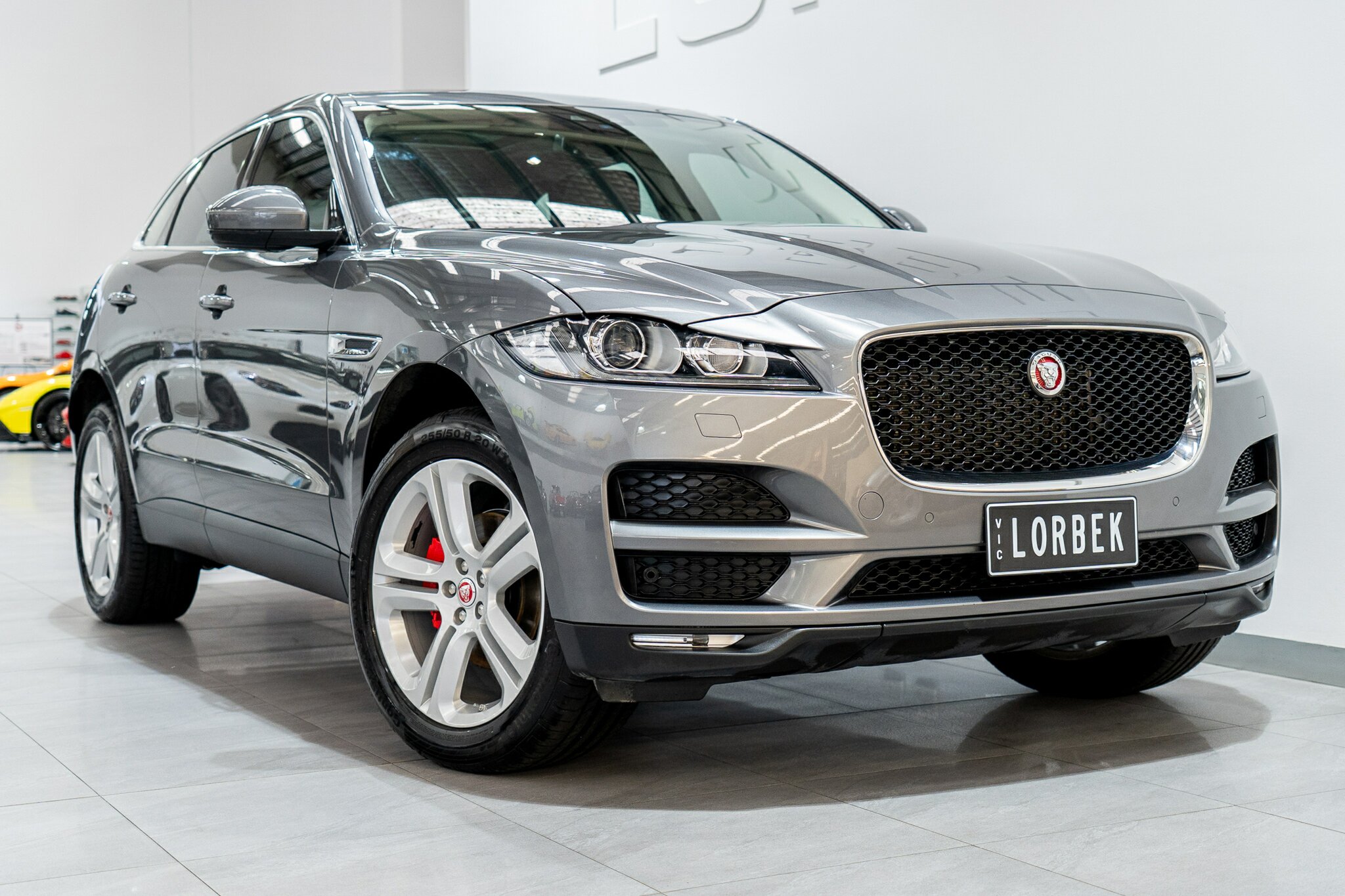 2017 JAGUAR F-PACE MY18 20d Prestige RWD 8 SP AUTOMATIC 4D WAGON