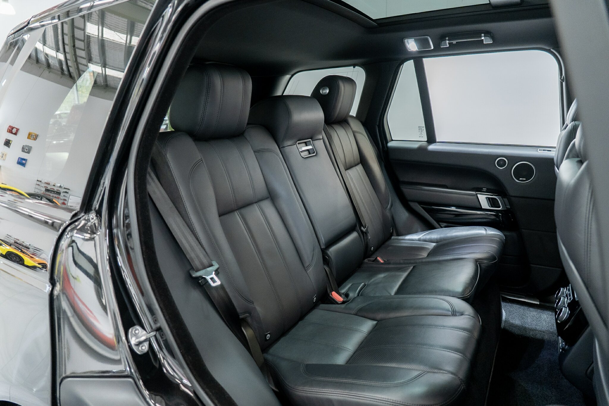 2016 RANGE ROVER RANGE ROVER LG MY17 VOGUE TDV6 8 SP AUTOMATIC 4D WAGON