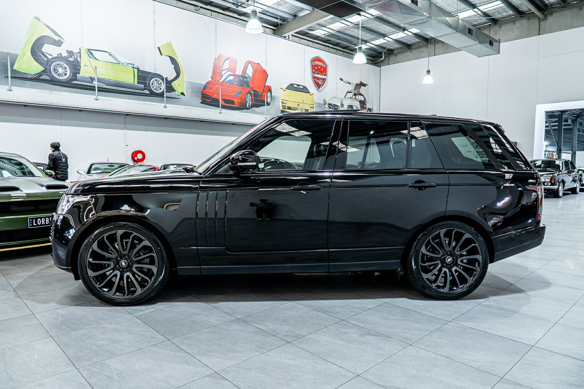 2016 RANGE ROVER RANGE ROVER LG MY17 VOGUE TDV6 8 SP AUTOMATIC 4D WAGON