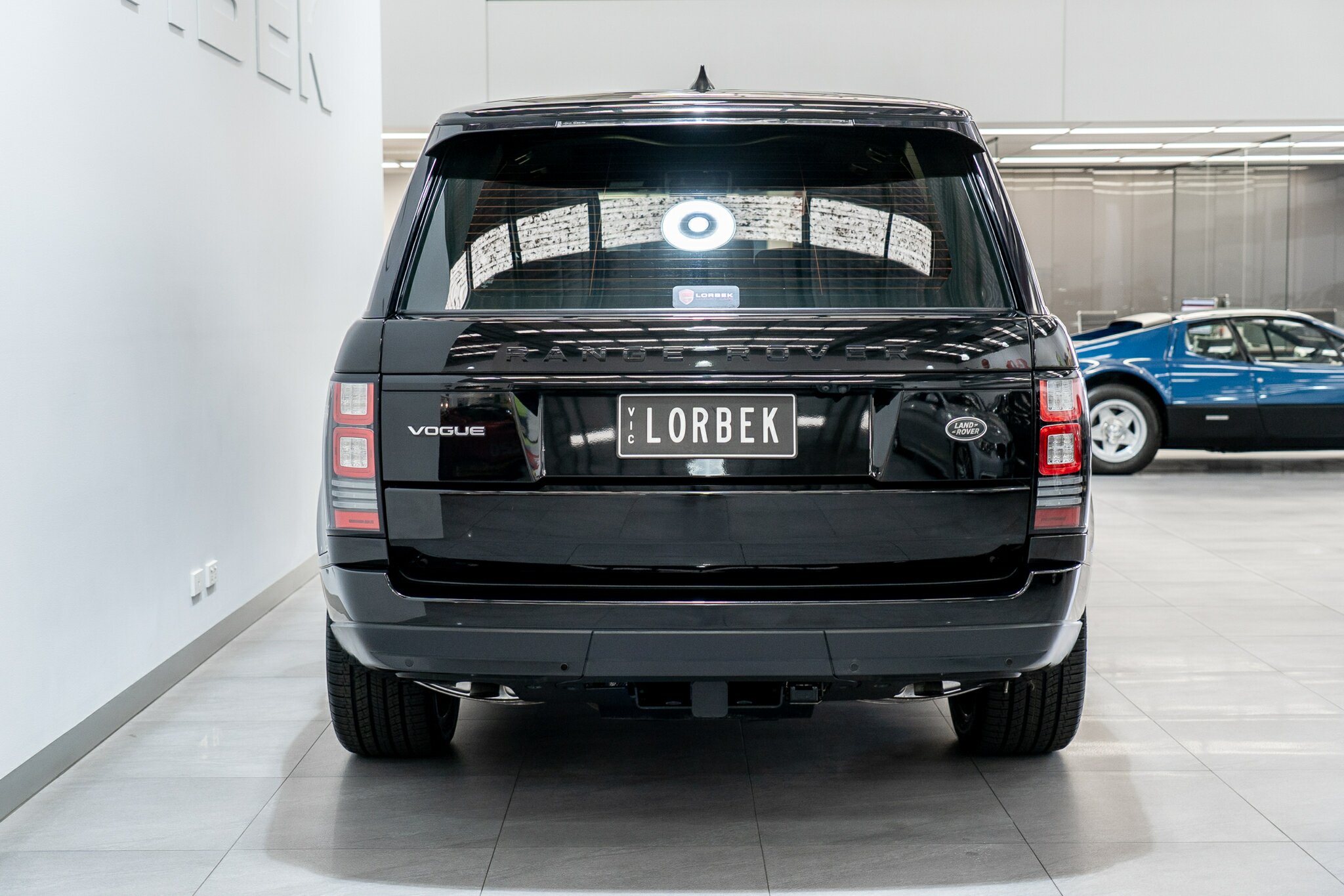 2016 RANGE ROVER RANGE ROVER LG MY17 VOGUE TDV6 8 SP AUTOMATIC 4D WAGON