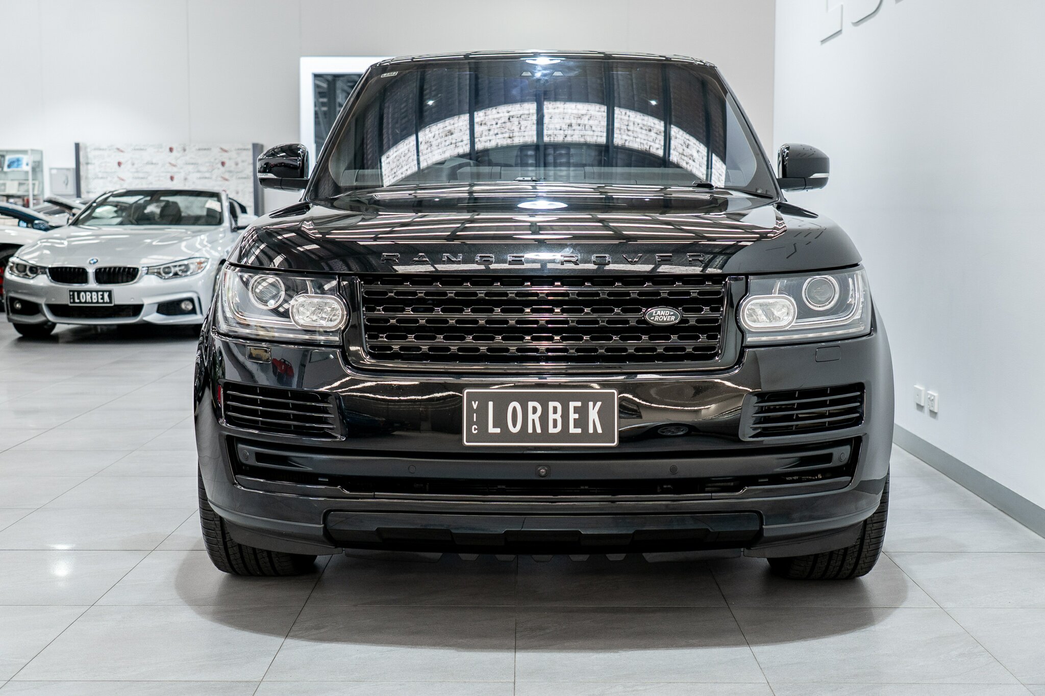 2016 RANGE ROVER RANGE ROVER LG MY17 VOGUE TDV6 8 SP AUTOMATIC 4D WAGON