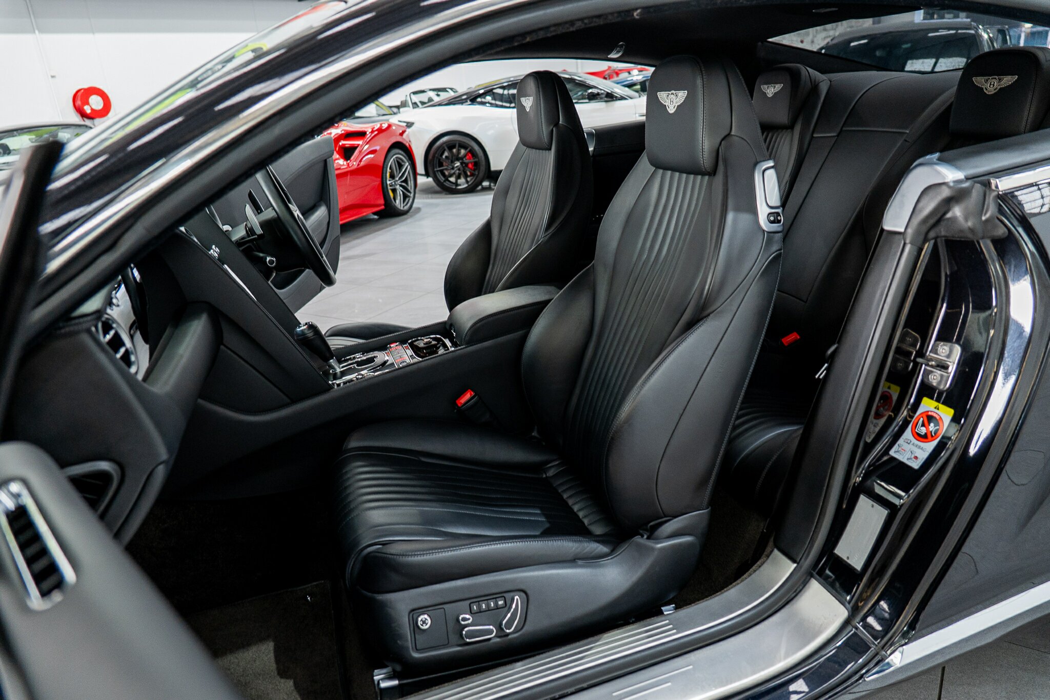 2015 BENTLEY CONTINENTAL 3W MY16 GT V8 8 SP AUTOMATIC SEQUENTIAL SEDAN
