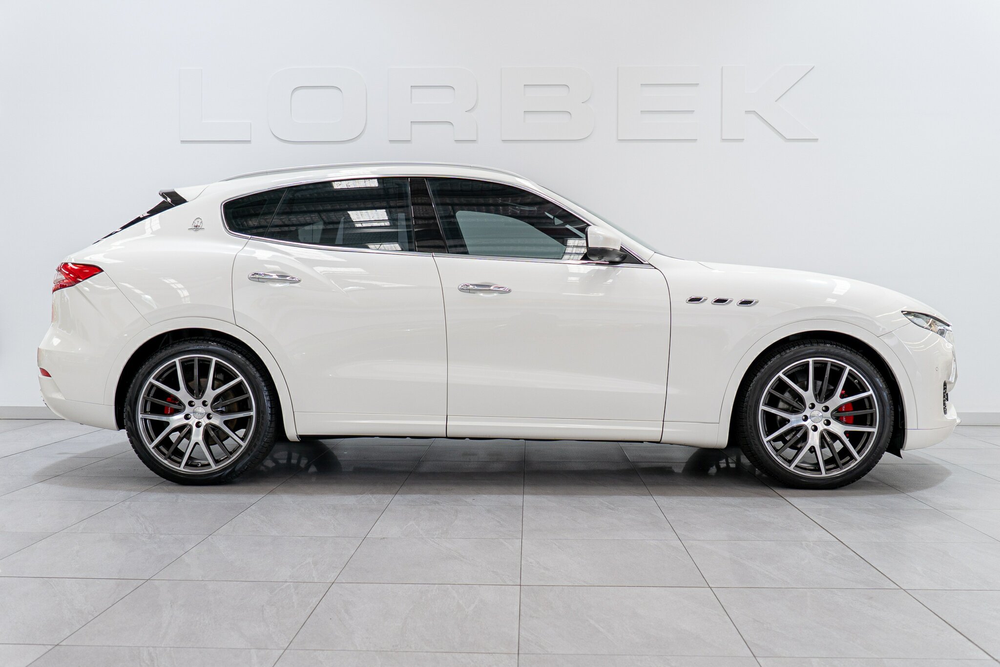 2017 MASERATI LEVANTE M161 MY17 8 SP AUTOMATIC 4D WAGON