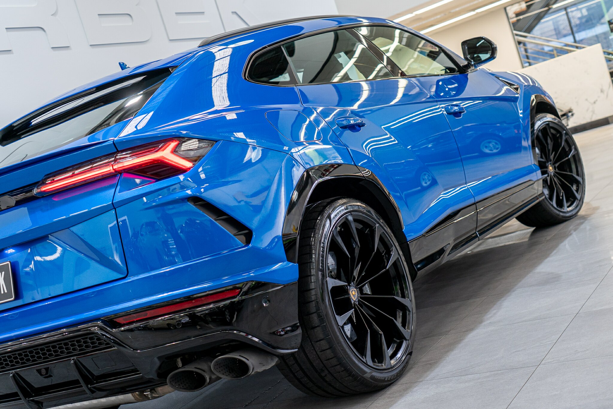 2019 LAMBORGHINI URUS 636 MY19 4 SEAT 8 SP AUTOMATIC 4D WAGON
