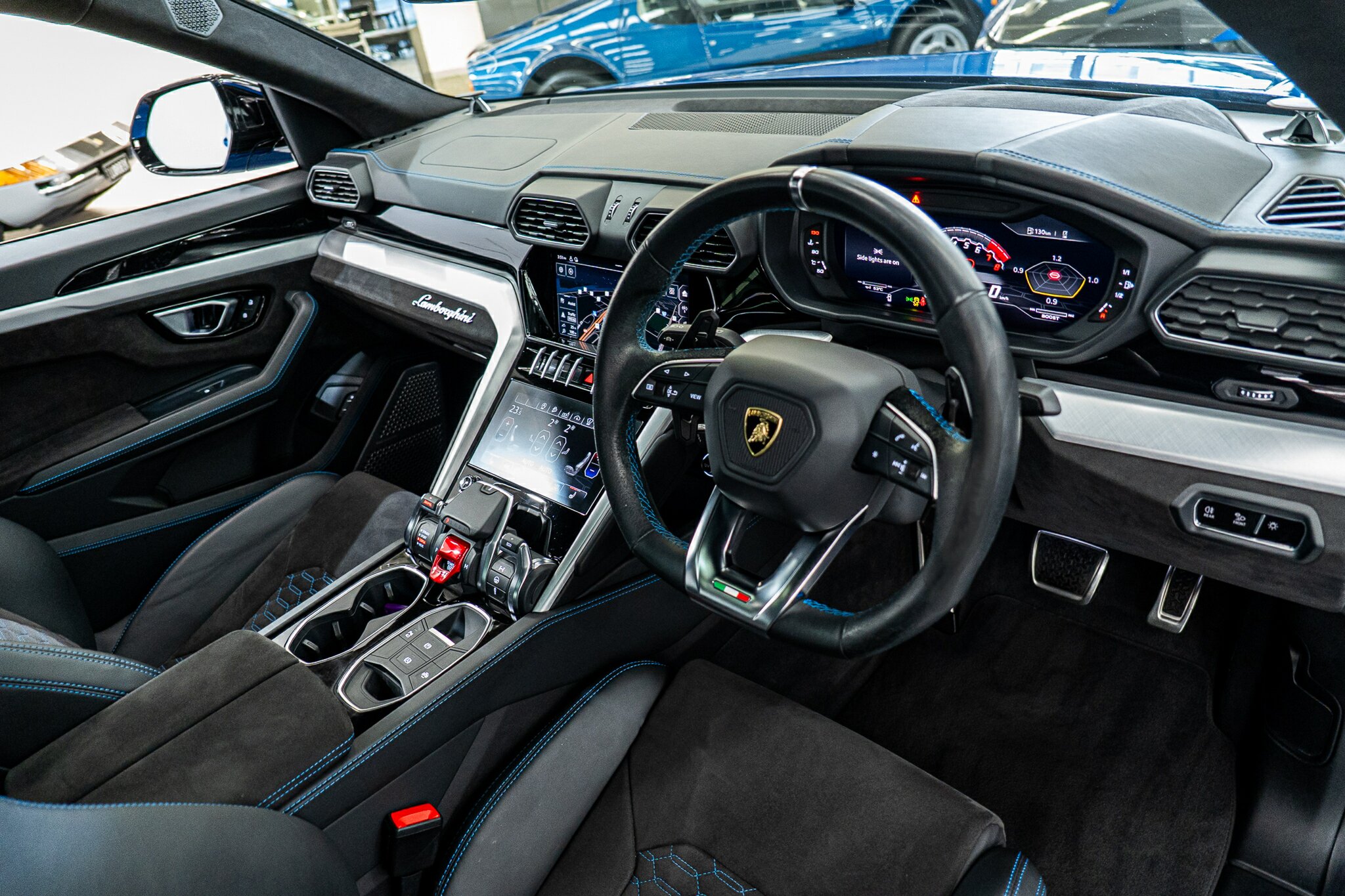 2019 LAMBORGHINI URUS 636 MY19 4 SEAT 8 SP AUTOMATIC 4D WAGON