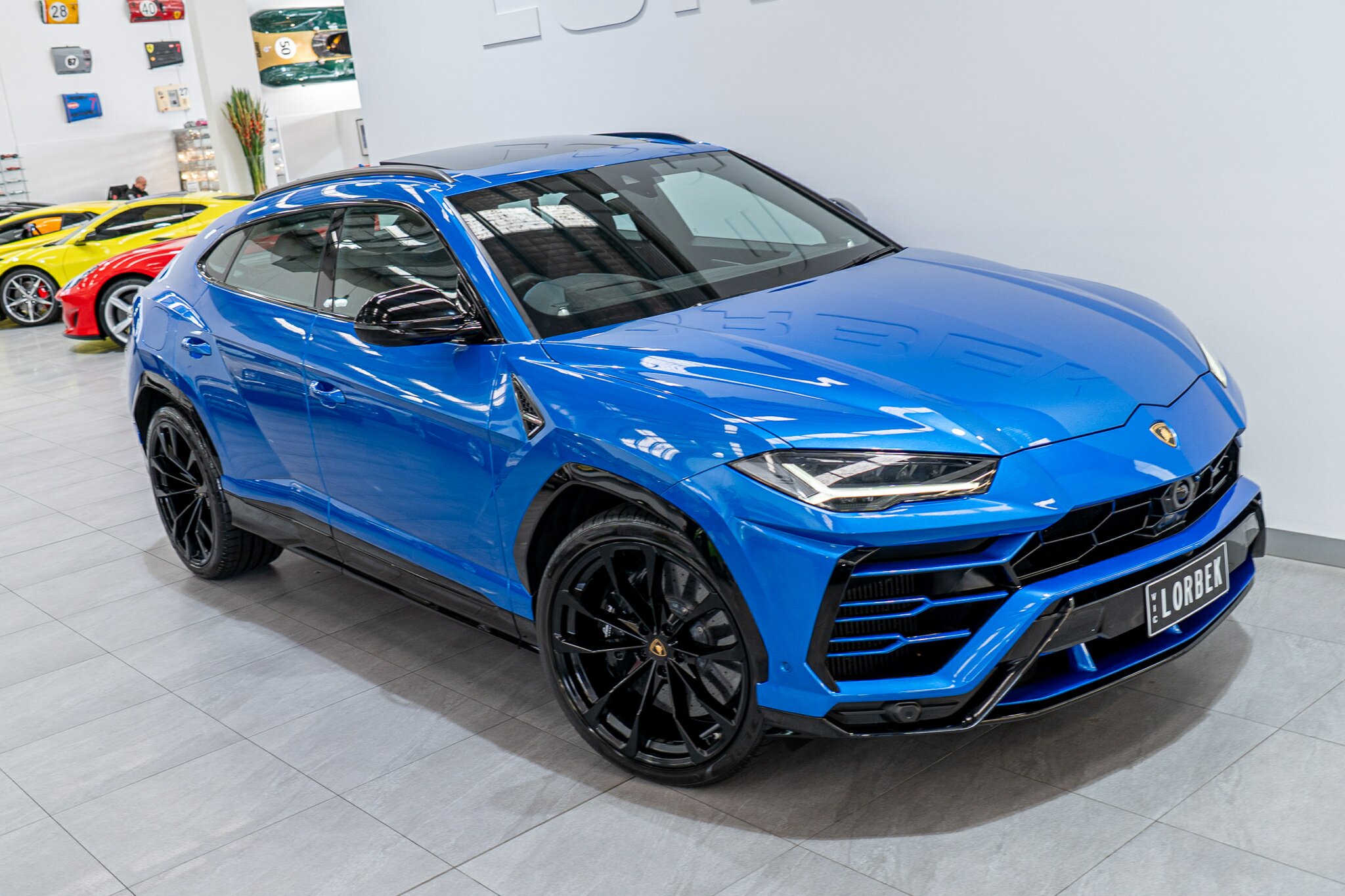 2019 LAMBORGHINI URUS 636 MY19 4 SEAT 8 SP AUTOMATIC 4D WAGON