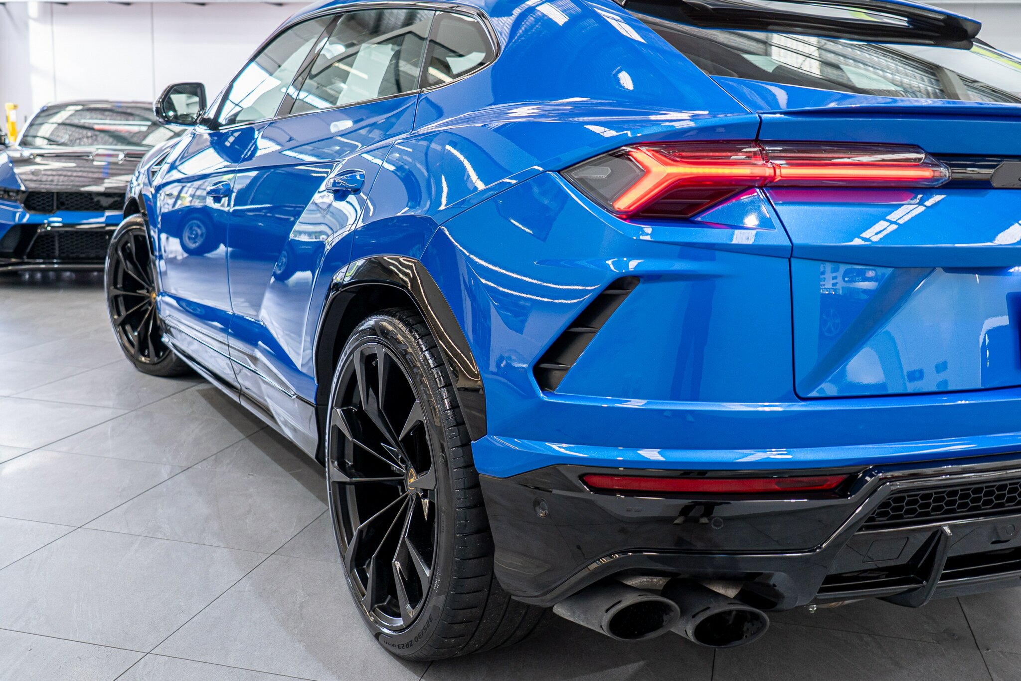 2019 LAMBORGHINI URUS 636 MY19 4 SEAT 8 SP AUTOMATIC 4D WAGON