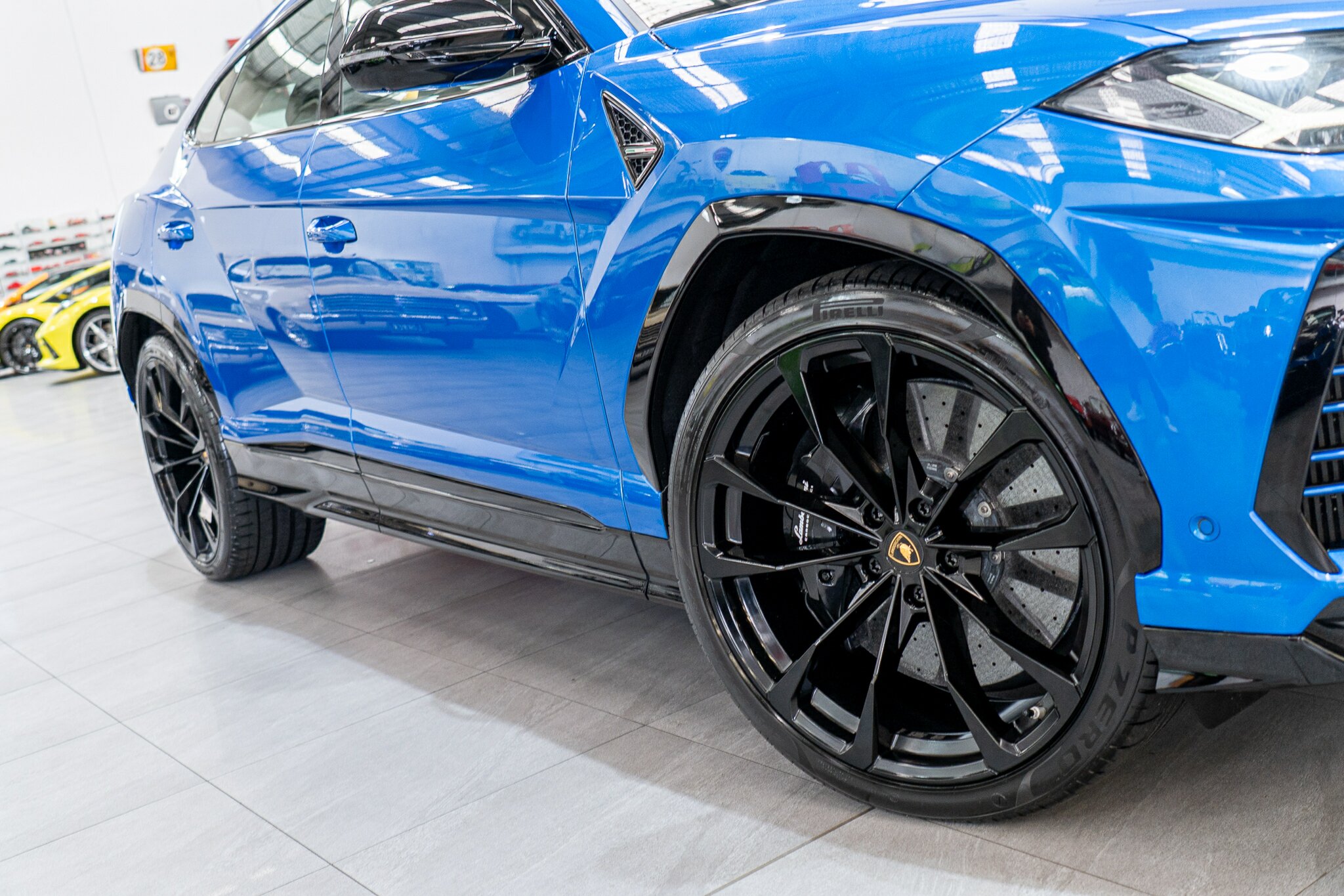 2019 LAMBORGHINI URUS 636 MY19 4 SEAT 8 SP AUTOMATIC 4D WAGON