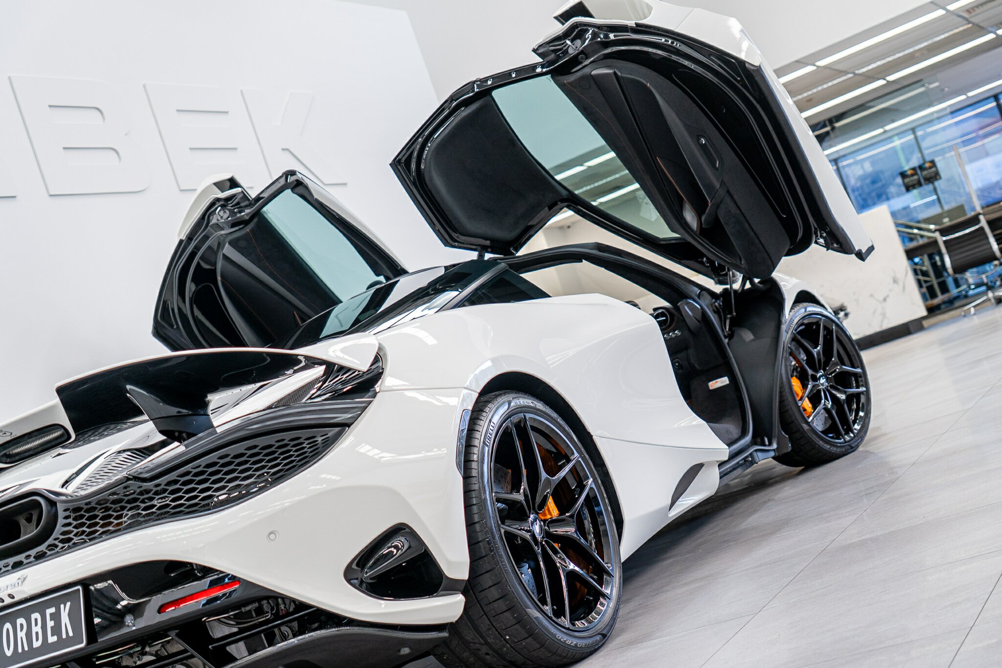 2024 MCLAREN 750S MY24 7 SP AUTO DUAL CLUTCH SEDAN