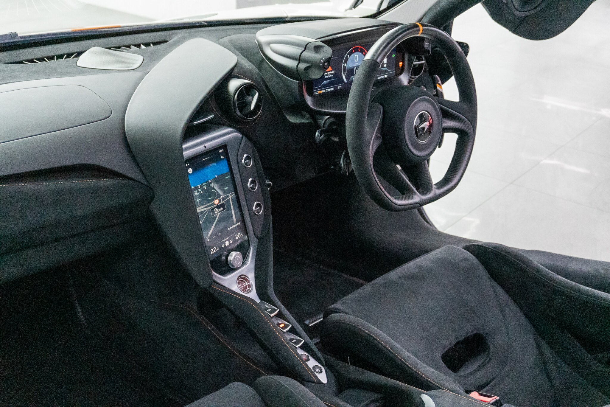 2024 MCLAREN 750S MY24 7 SP AUTO DUAL CLUTCH SEDAN
