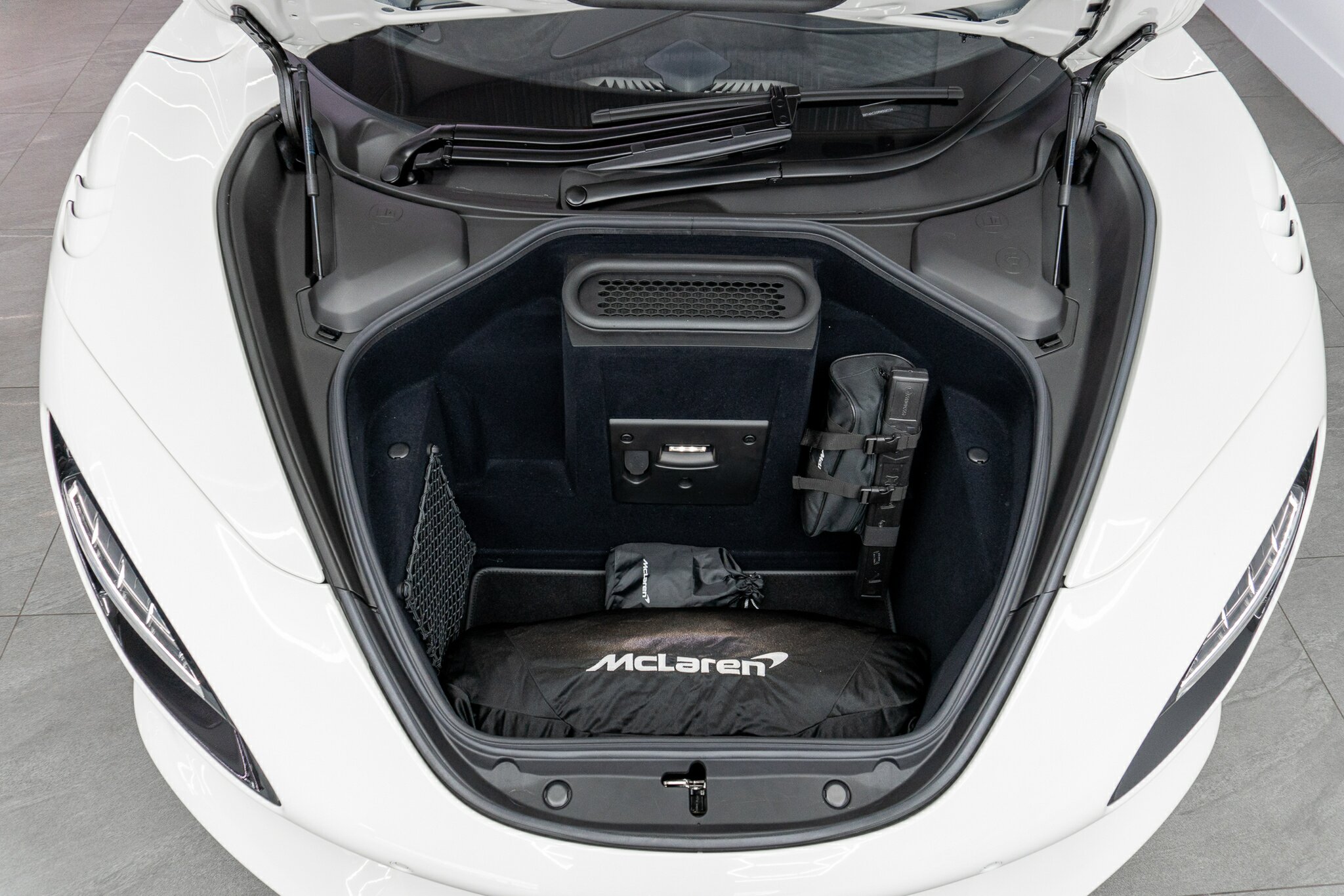 2024 MCLAREN 750S MY24 7 SP AUTO DUAL CLUTCH SEDAN