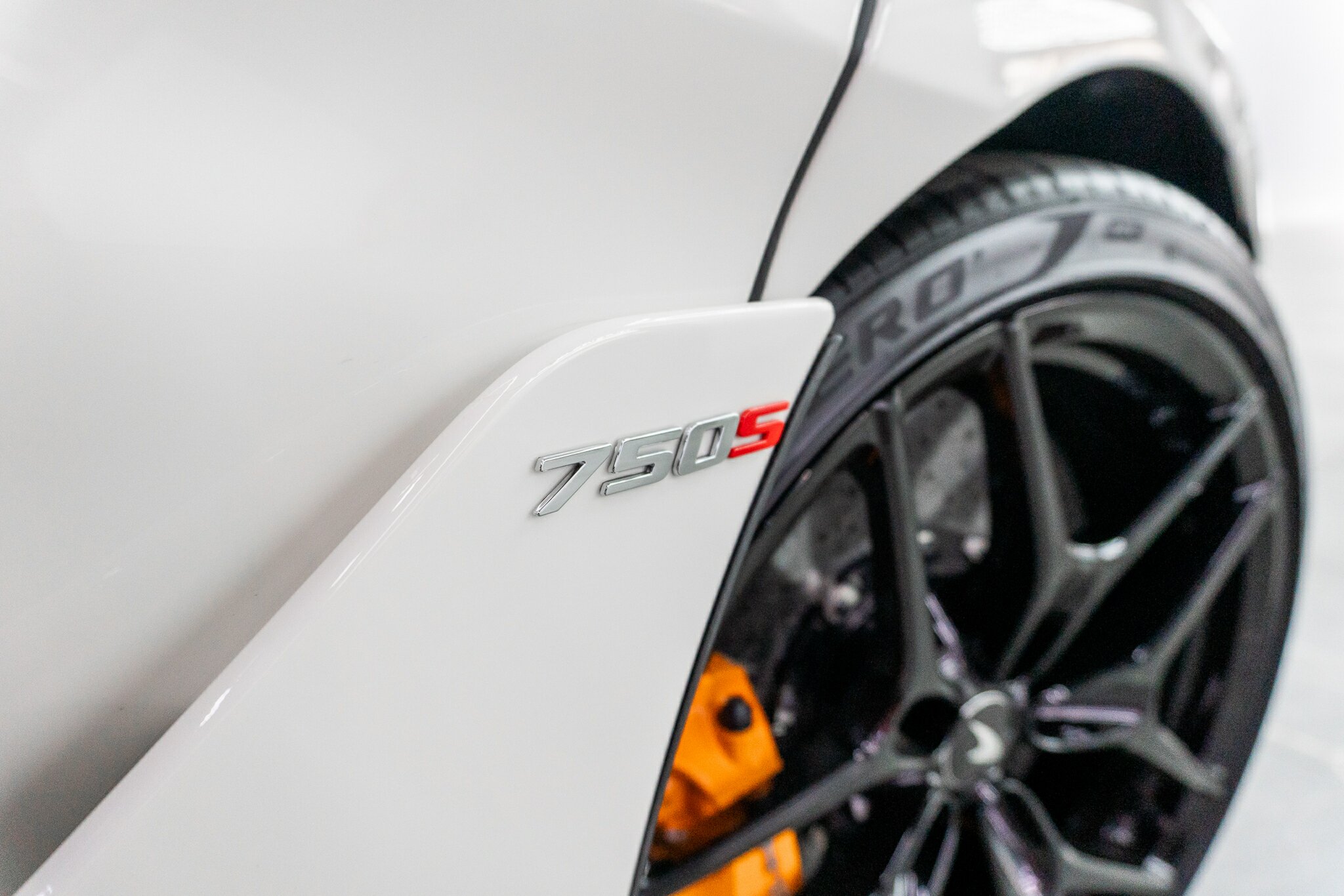 2024 MCLAREN 750S MY24 7 SP AUTO DUAL CLUTCH SEDAN