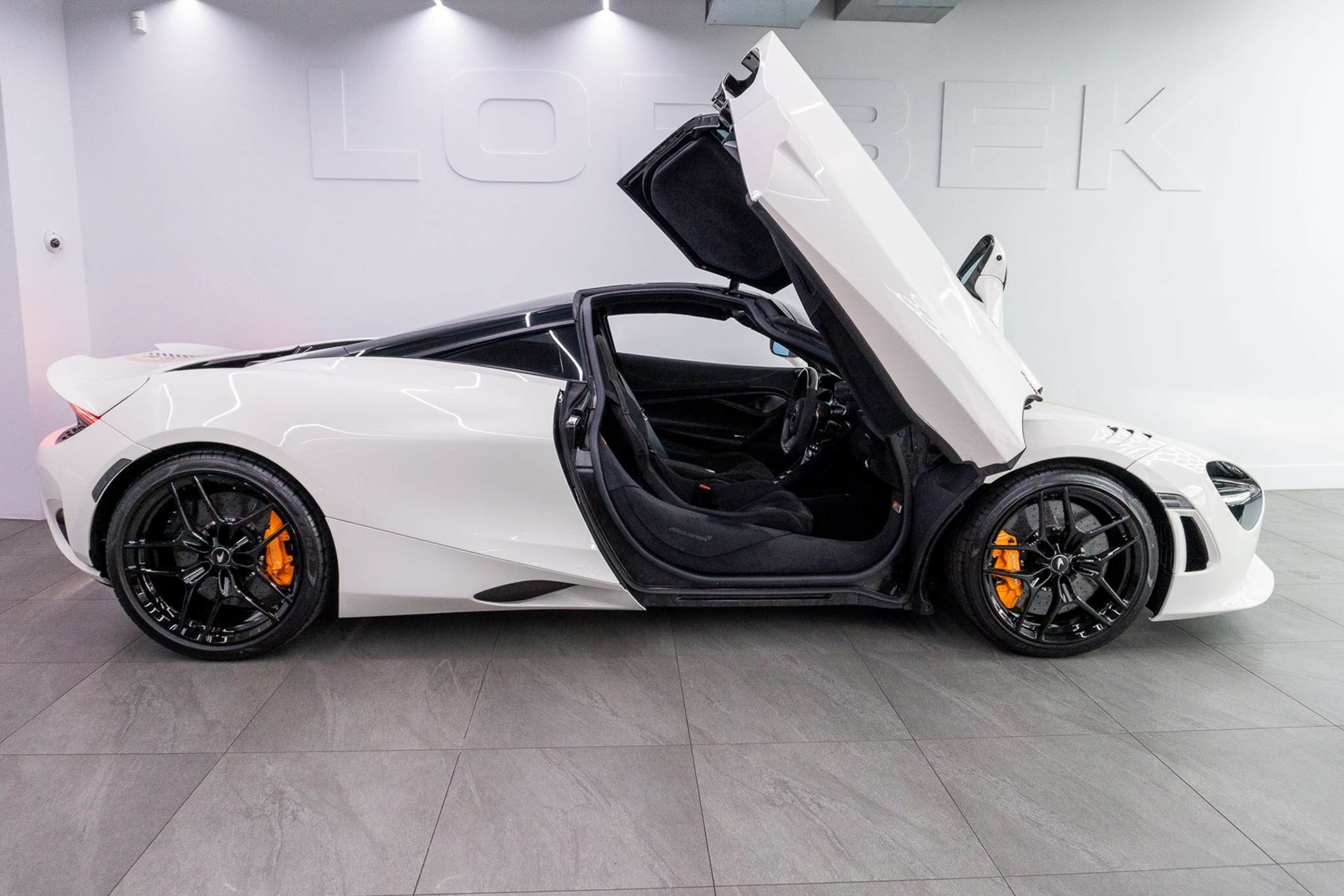 2024 MCLAREN 750S MY24 7 SP AUTO DUAL CLUTCH SEDAN