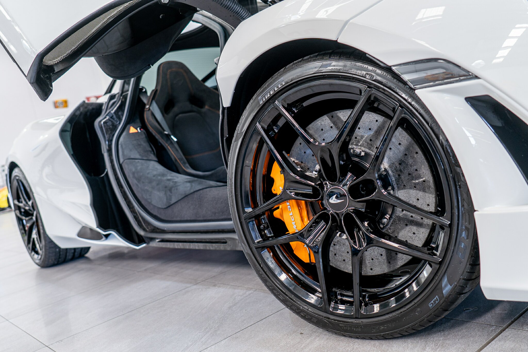 2024 MCLAREN 750S MY24 7 SP AUTO DUAL CLUTCH SEDAN