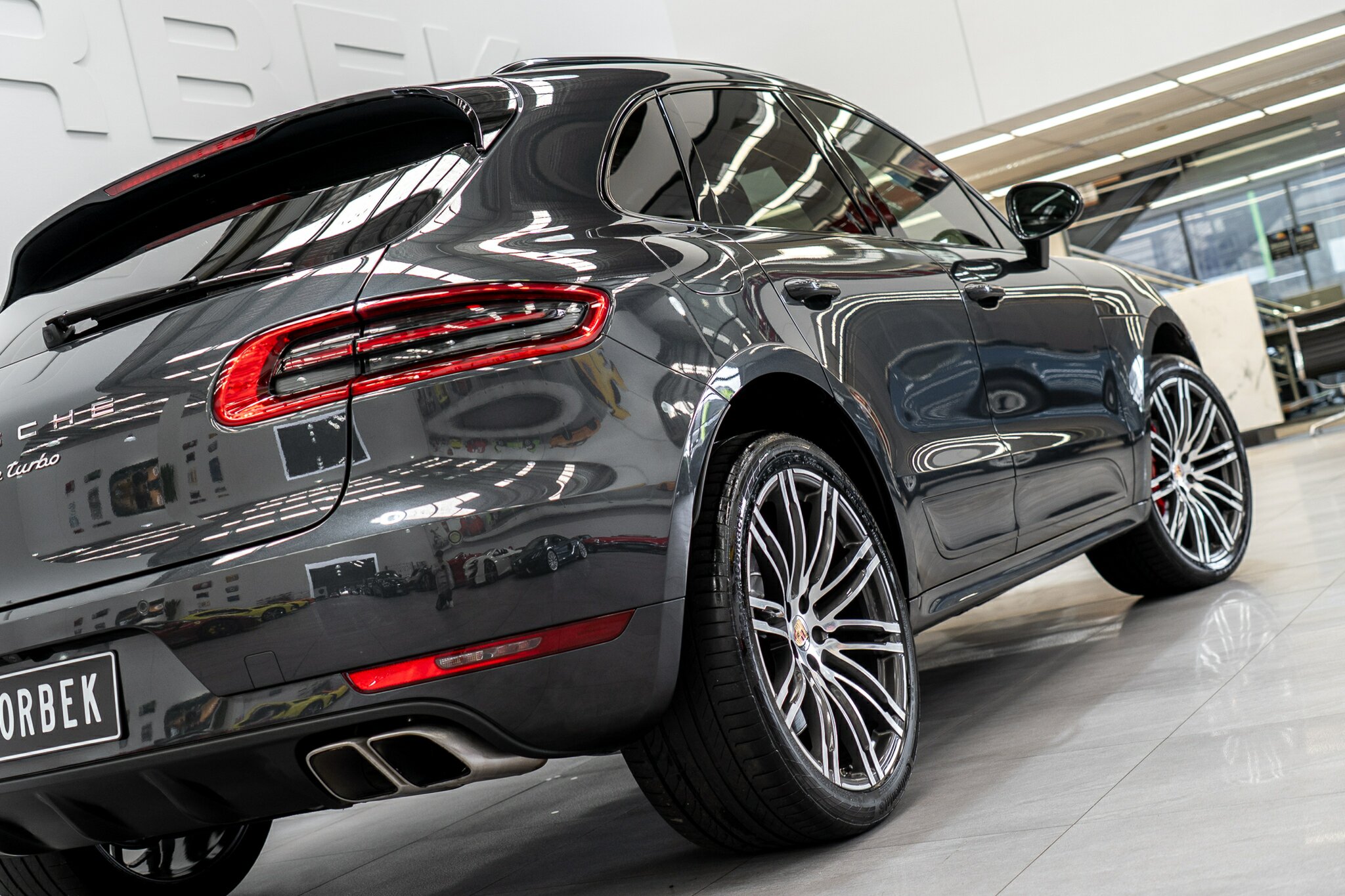 2016 PORSCHE MACAN MY17 TURBO 7 SP AUTO DUAL CLUTCH 4D WAGON