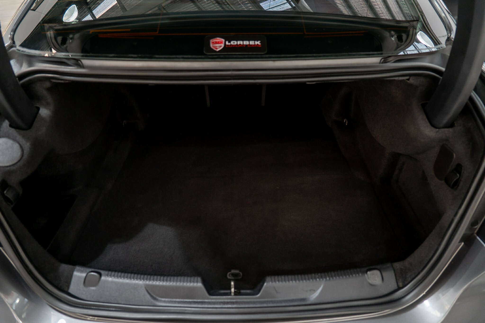 2015 JAGUAR XE 25t PRESTIGE 8 SP AUTOMATIC 4D SEDAN