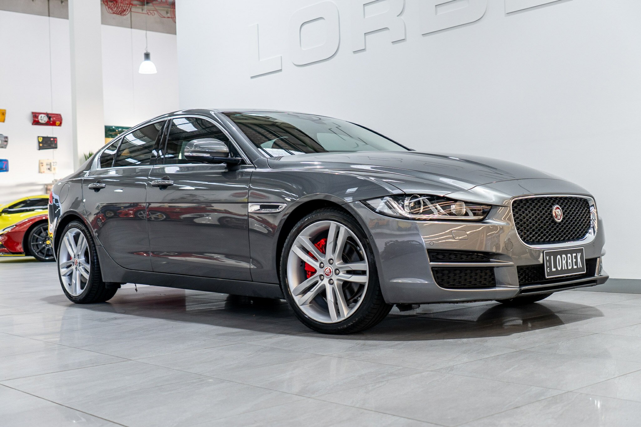 2015 JAGUAR XE 25t PRESTIGE 8 SP AUTOMATIC 4D SEDAN