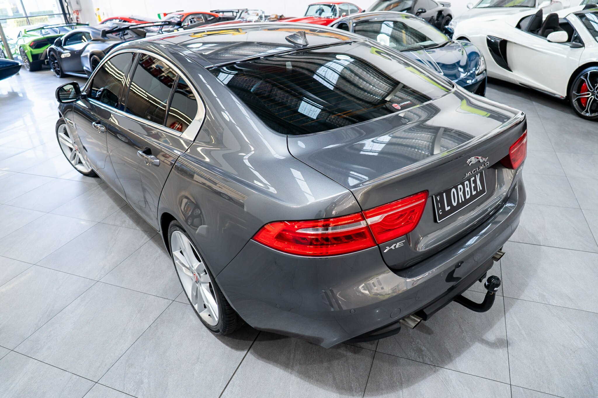 2015 JAGUAR XE 25t PRESTIGE 8 SP AUTOMATIC 4D SEDAN