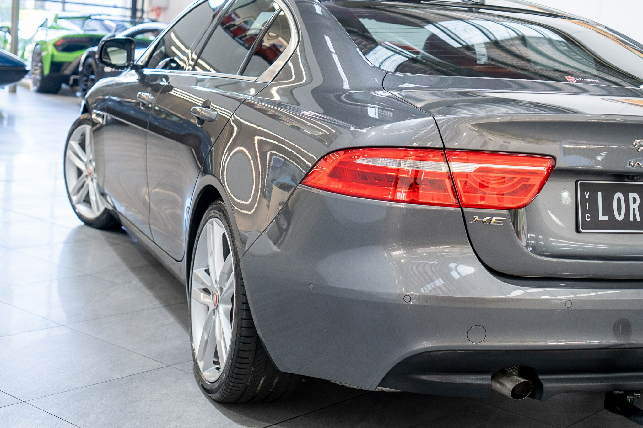 2015 JAGUAR XE 25t PRESTIGE 8 SP AUTOMATIC 4D SEDAN