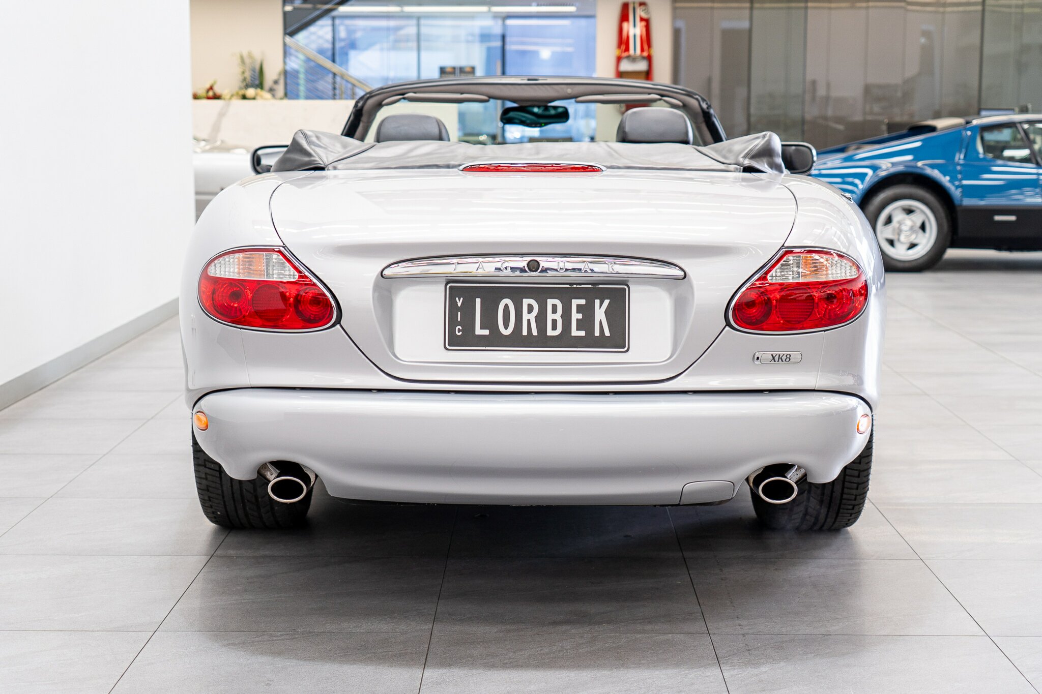 2002 JAGUAR XK8 MY03 6 SP AUTOMATIC 2D CONVERTIBLE
