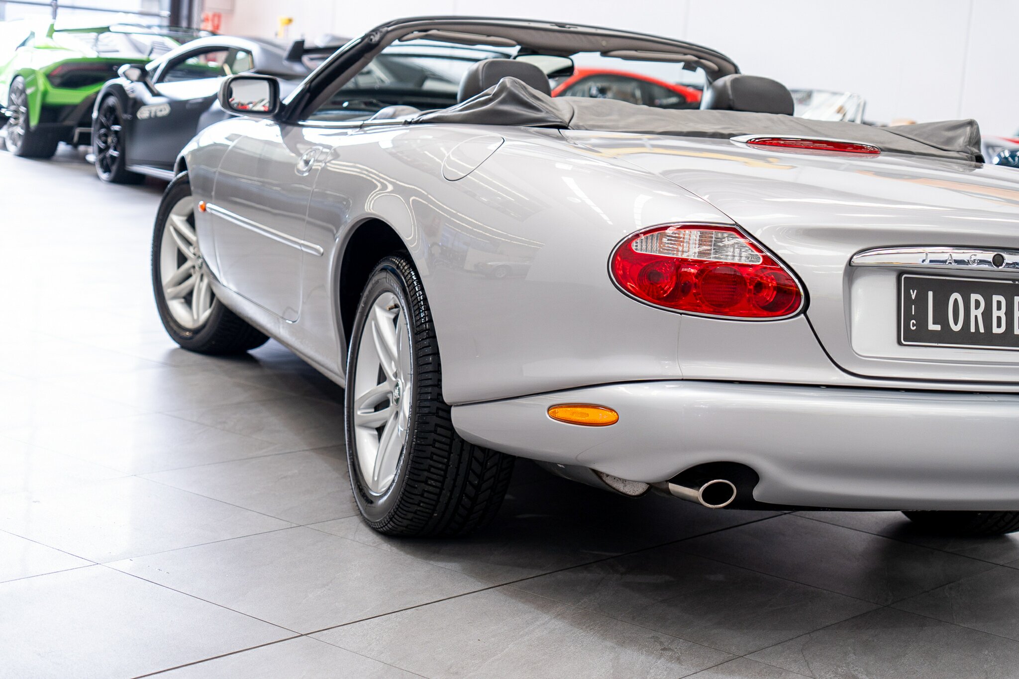 2002 JAGUAR XK8 MY03 6 SP AUTOMATIC 2D CONVERTIBLE