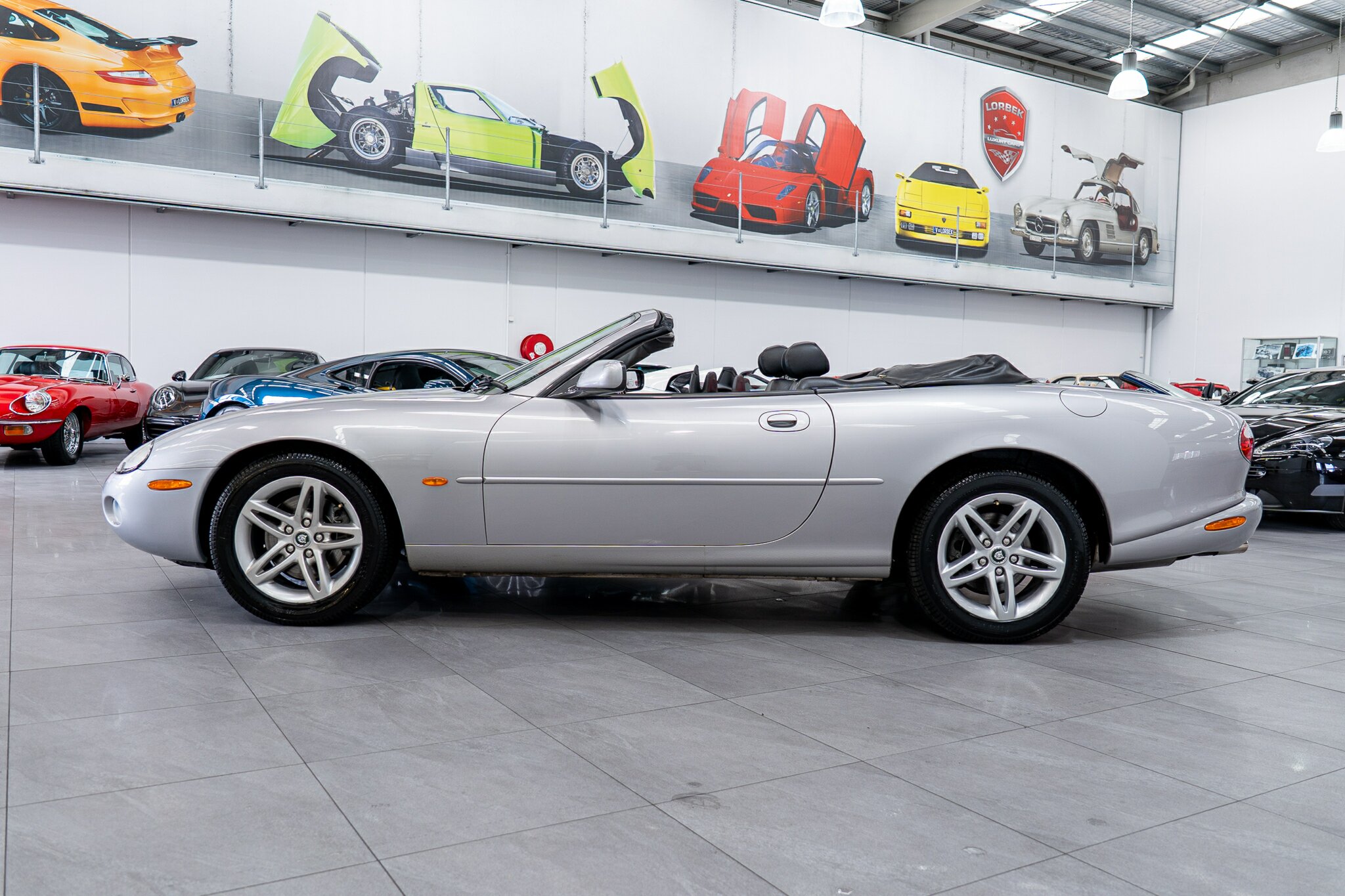 2002 JAGUAR XK8 MY03 6 SP AUTOMATIC 2D CONVERTIBLE