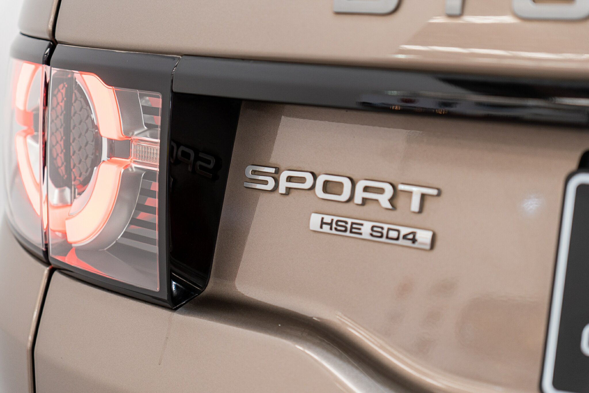 2015 LAND ROVER DISCOVERY SPORT LC SD4 HSE 9 SP AUTOMATIC 4D WAGON