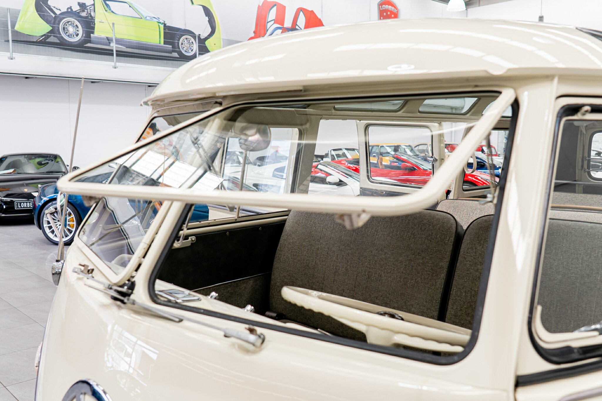 1966 VOLKSWAGEN KOMBI 4 SP MANUAL VAN