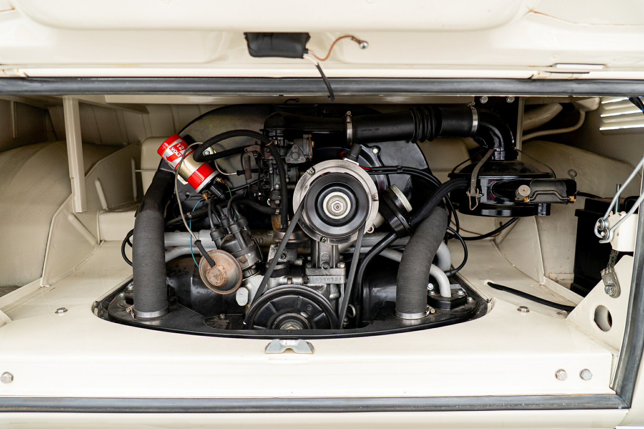 1966 VOLKSWAGEN KOMBI 4 SP MANUAL VAN