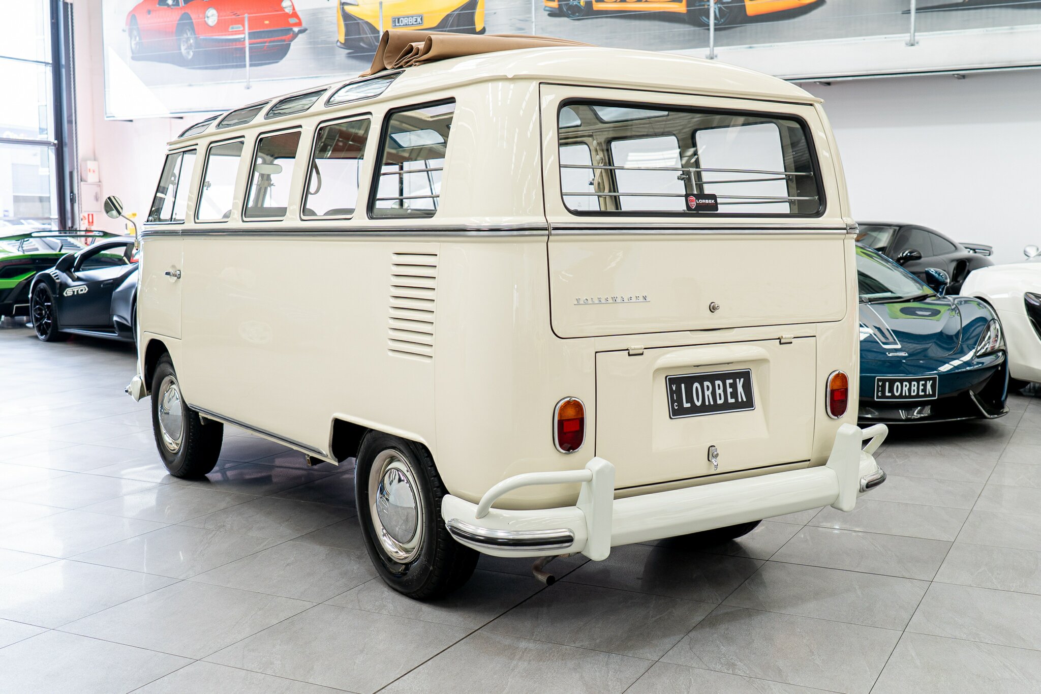 1966 VOLKSWAGEN KOMBI 4 SP MANUAL VAN