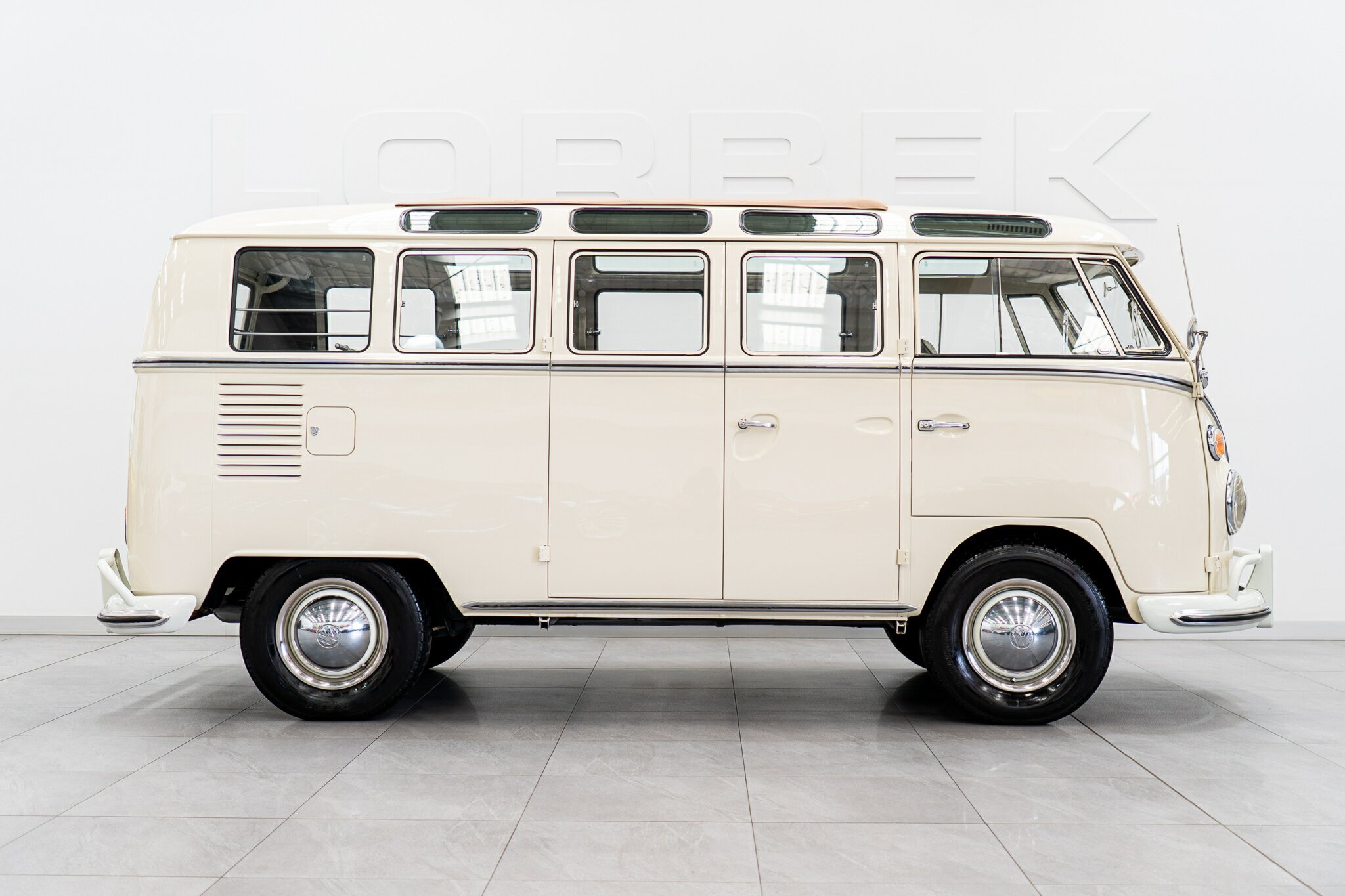 1966 VOLKSWAGEN KOMBI 4 SP MANUAL VAN