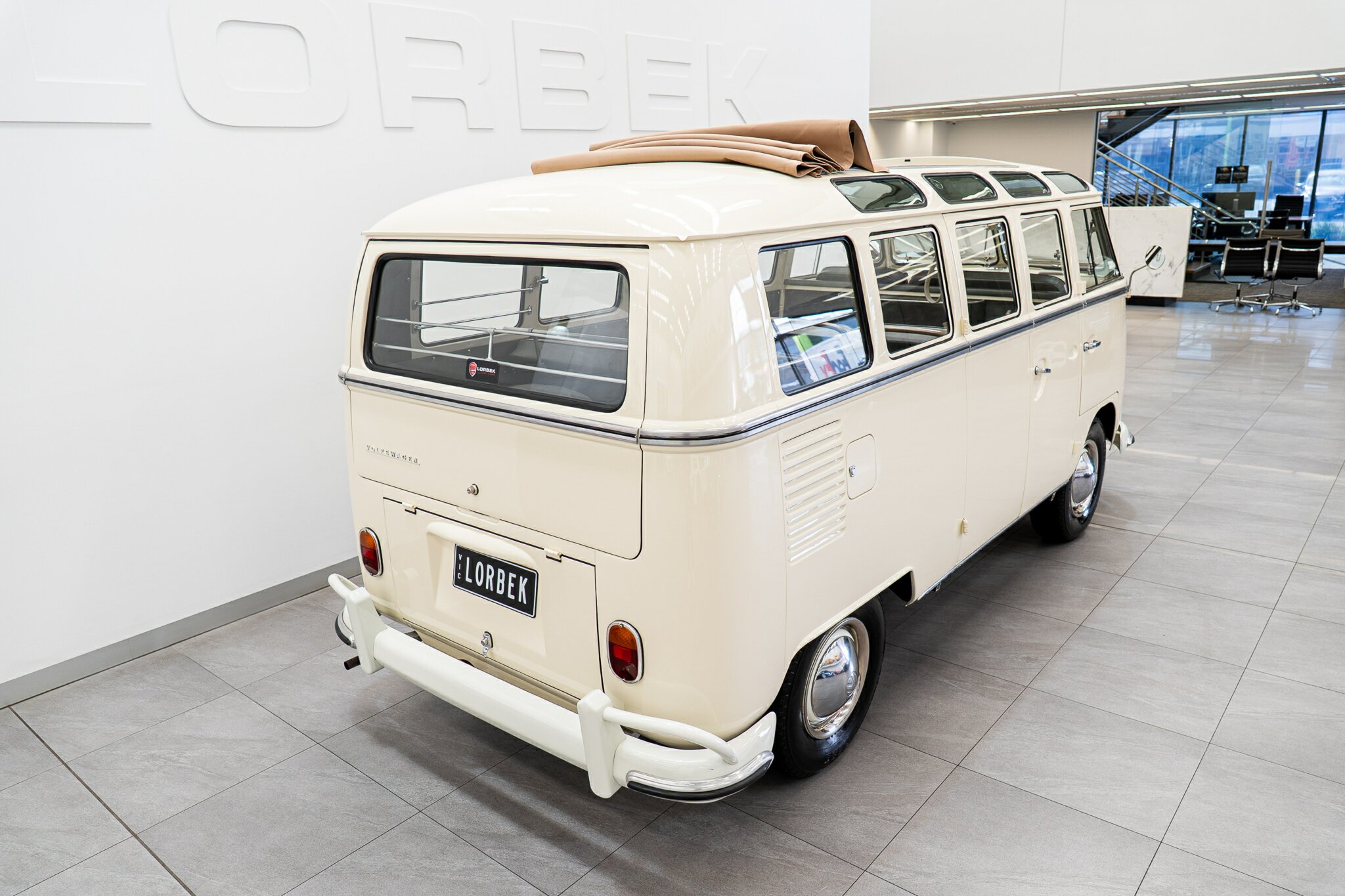 1966 VOLKSWAGEN KOMBI 4 SP MANUAL VAN